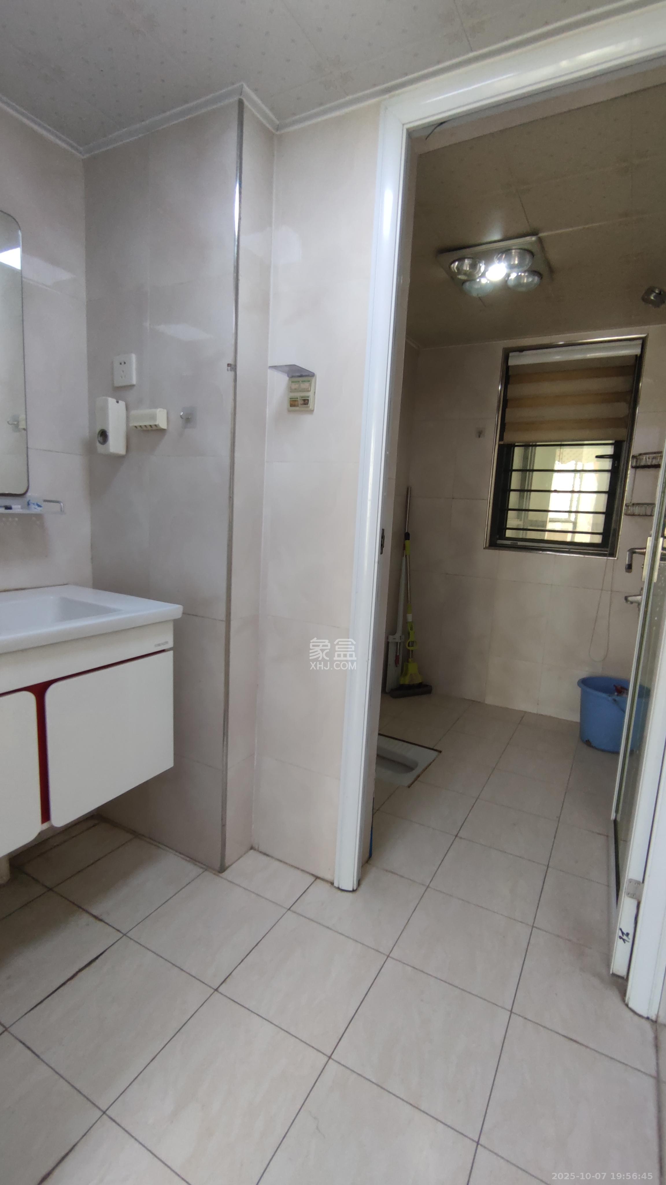 长房时代城 3室2厅1卫 2300.0元/月 长房时代城 3室2厅1卫 2300.0元/月室内图