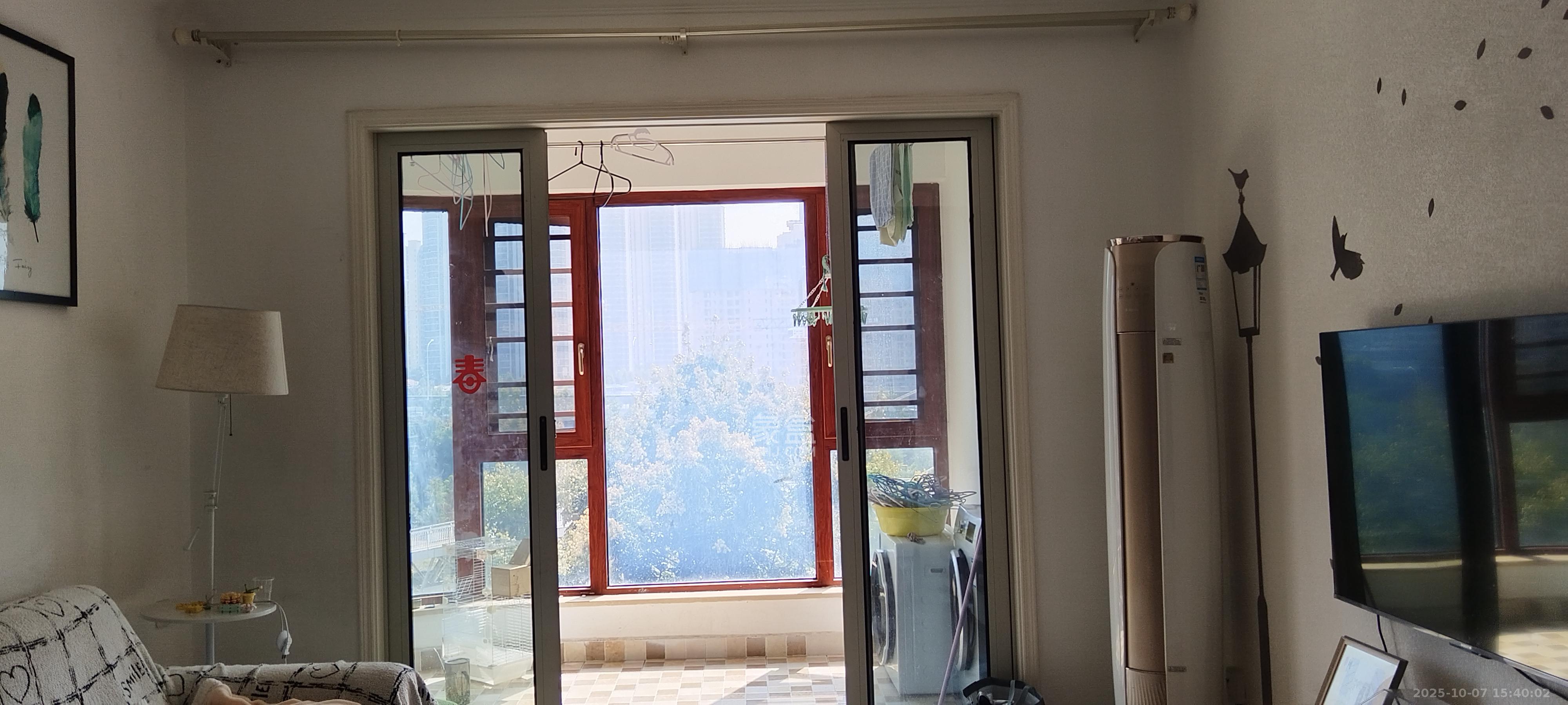 五矿万境水岸三期 3室2厅1卫 3000.0元/月 五矿万境水岸三期 3室2厅1卫 3000.0元/月室内图