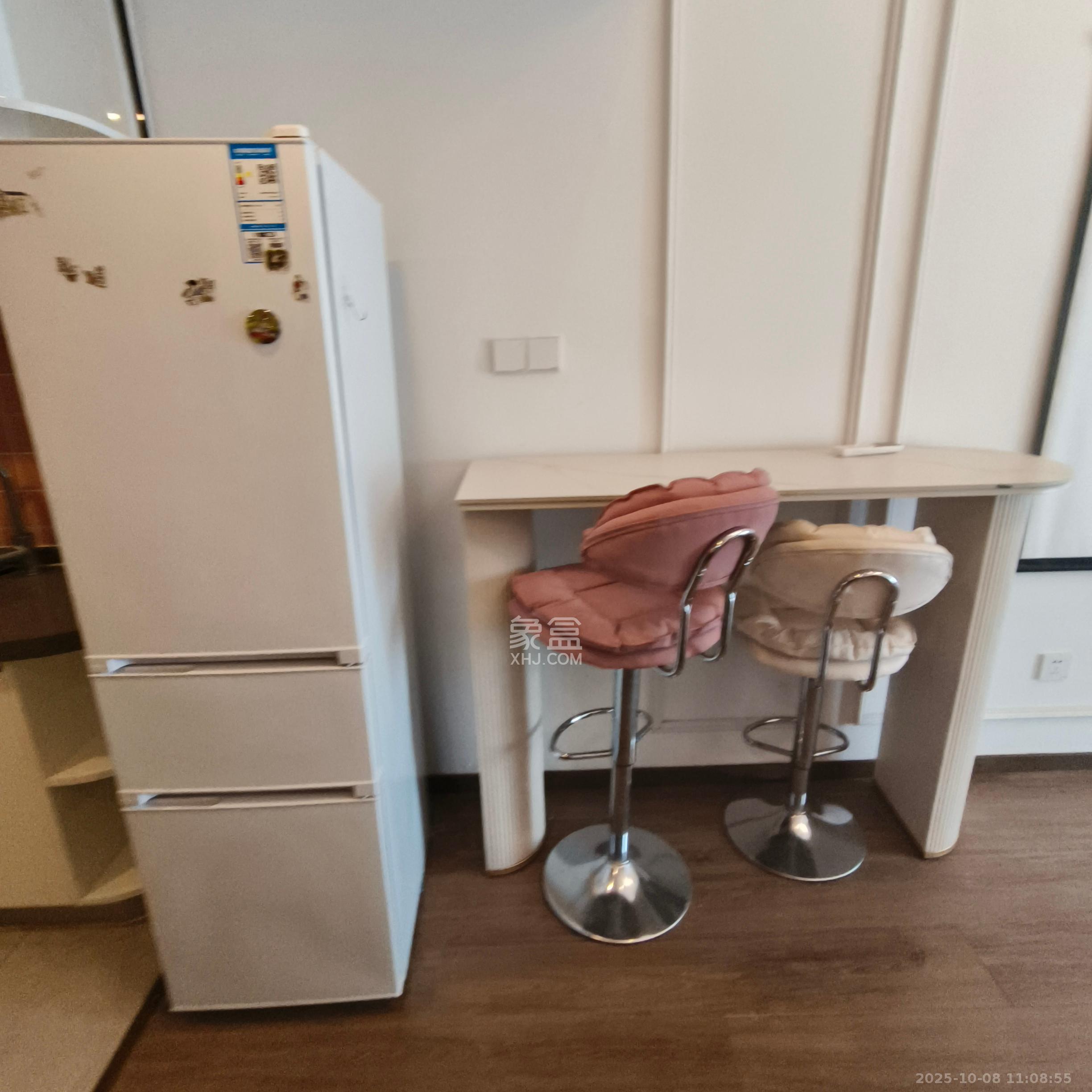 敬天广场  1室1厅1卫    2300.0元/月室内图