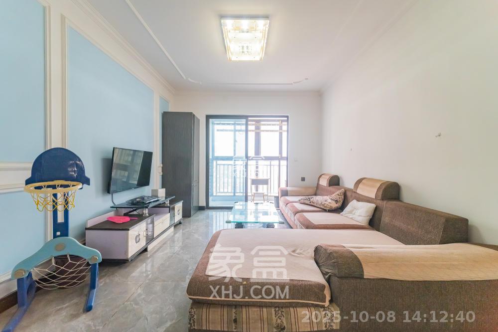 华润置地广场二期 3室2厅1卫 2100.0元/月 华润置地广场二期 3室2厅1卫 2100.0元/月室内图