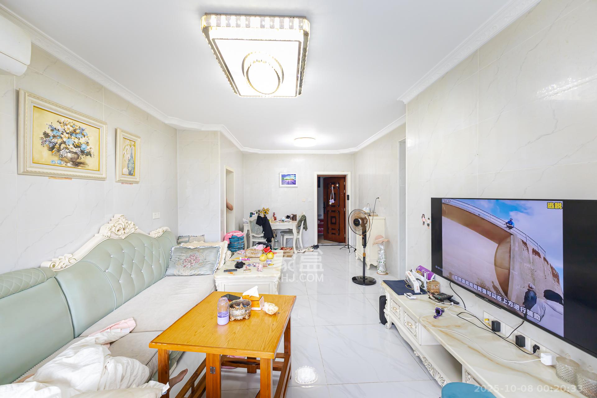 润和之悦（金泽园）  2室2厅1卫    49.0万客厅