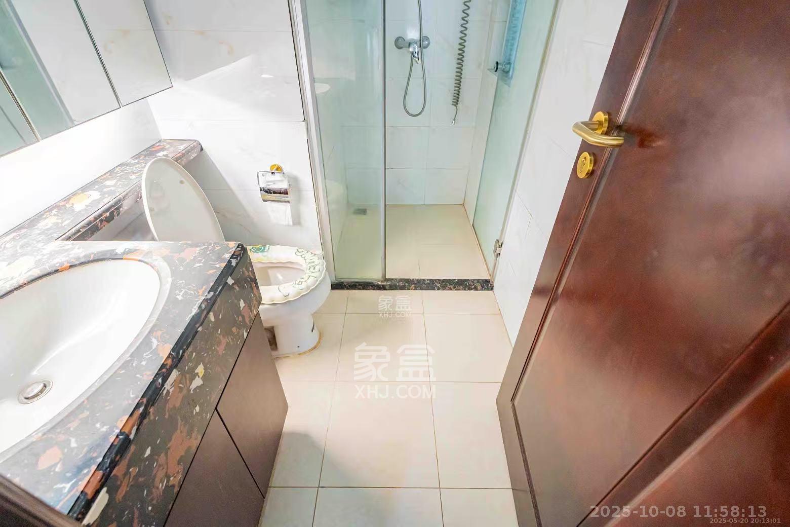 恒大雅苑 2室2厅1卫 2000.0元/月 恒大雅苑 2室2厅1卫 2000.0元/月室内图