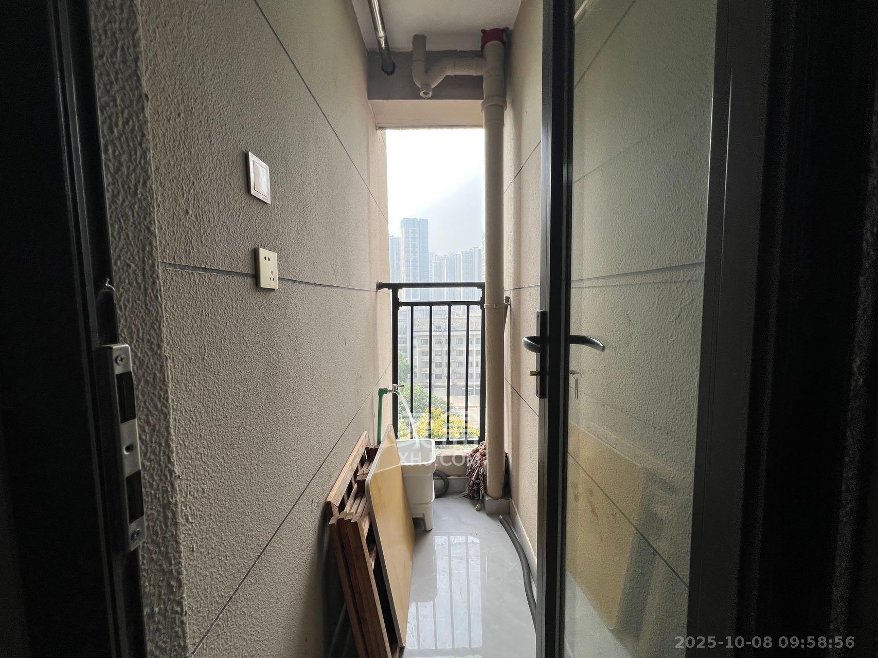 恒大江湾  2室1厅1卫    2200.0元/月 恒大江湾  2室1厅1卫    2200.0元/月