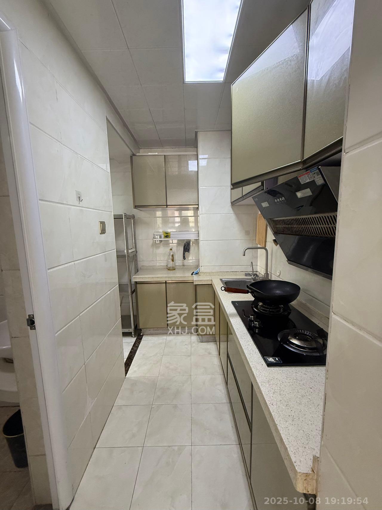 中建芙蓉工社 2室1厅1卫 1700.0元/月 中建芙蓉工社 2室1厅1卫 1700.0元/月室内图