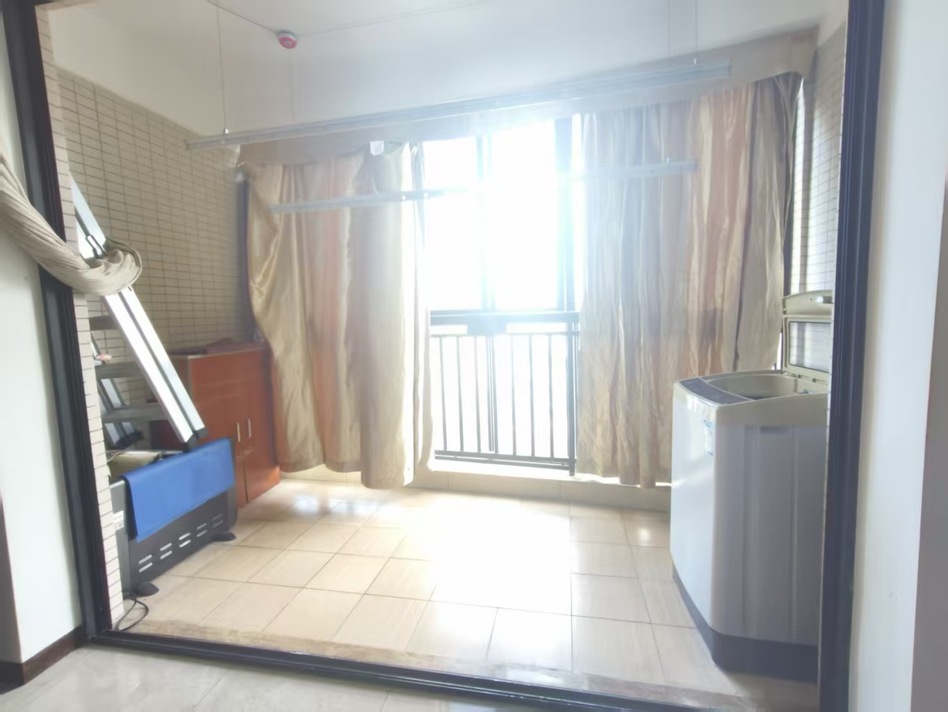 福隆广场 1室1厅1卫 1800.0元/月 福隆广场 1室1厅1卫 1800.0元/月室内图