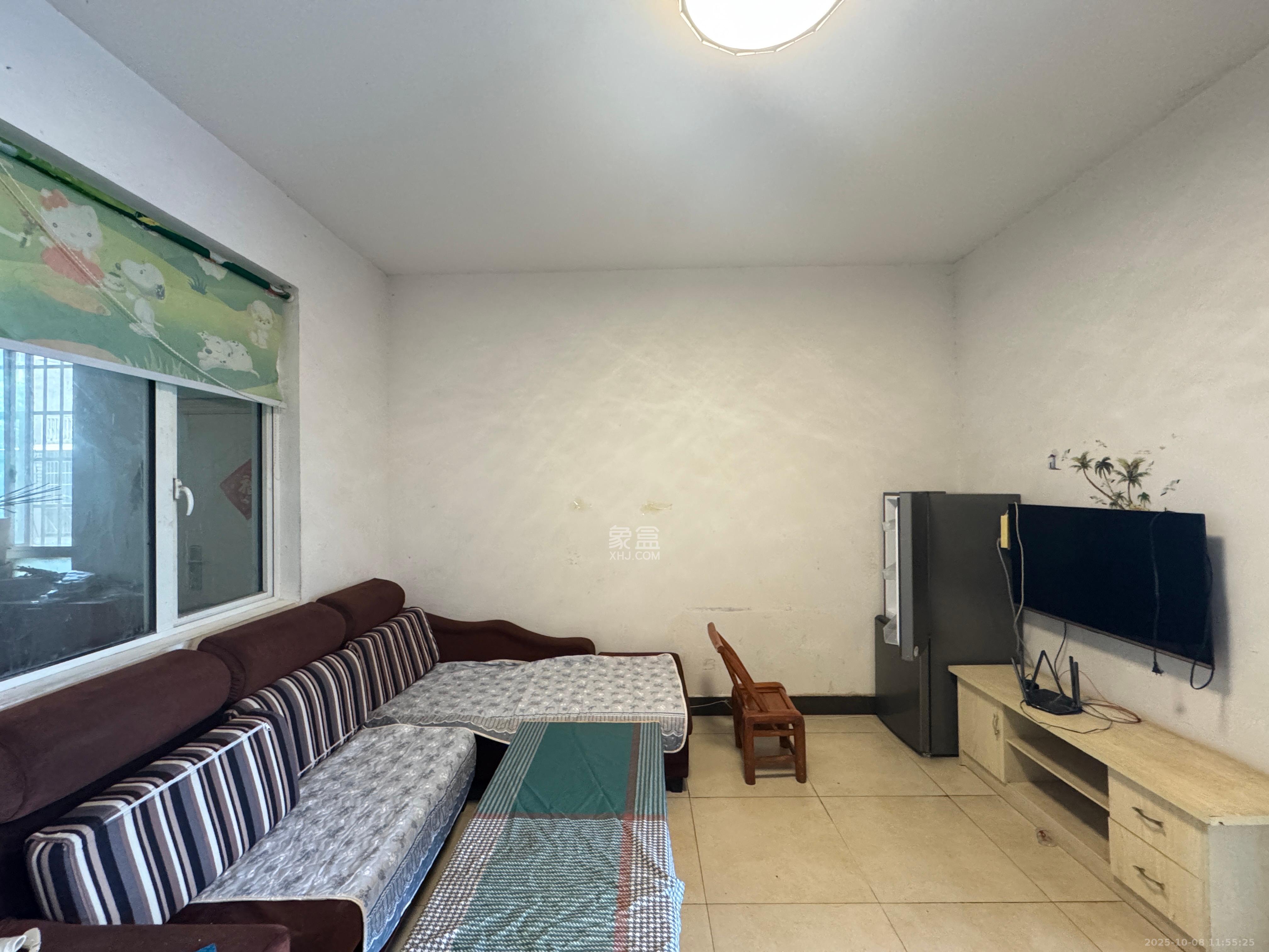 麓山枫情  2室1厅1卫    1800.0元/月 麓山枫情  2室1厅1卫    1800.0元/月室内图