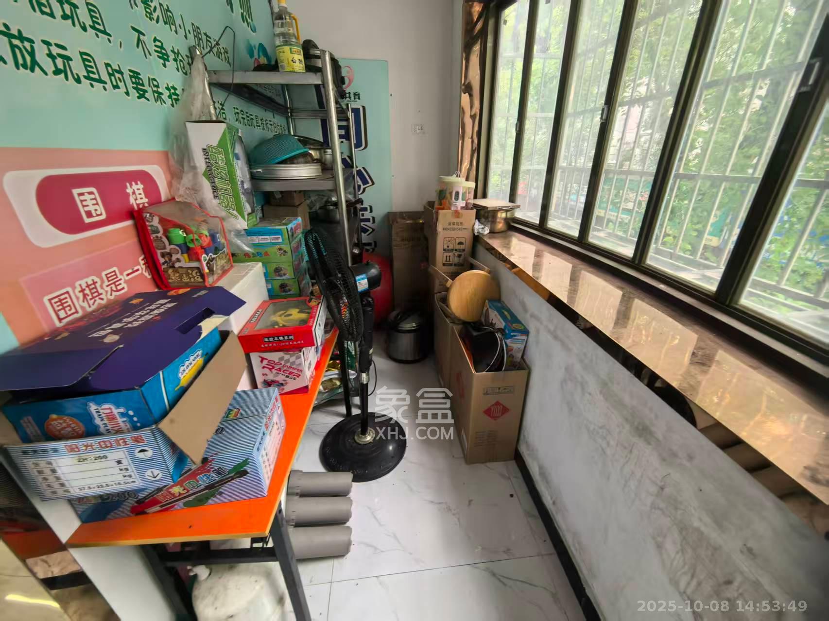 马王堆陶瓷建材新城 3室2厅2卫 2200.0元/月 马王堆陶瓷建材新城 3室2厅2卫 2200.0元/月室内图