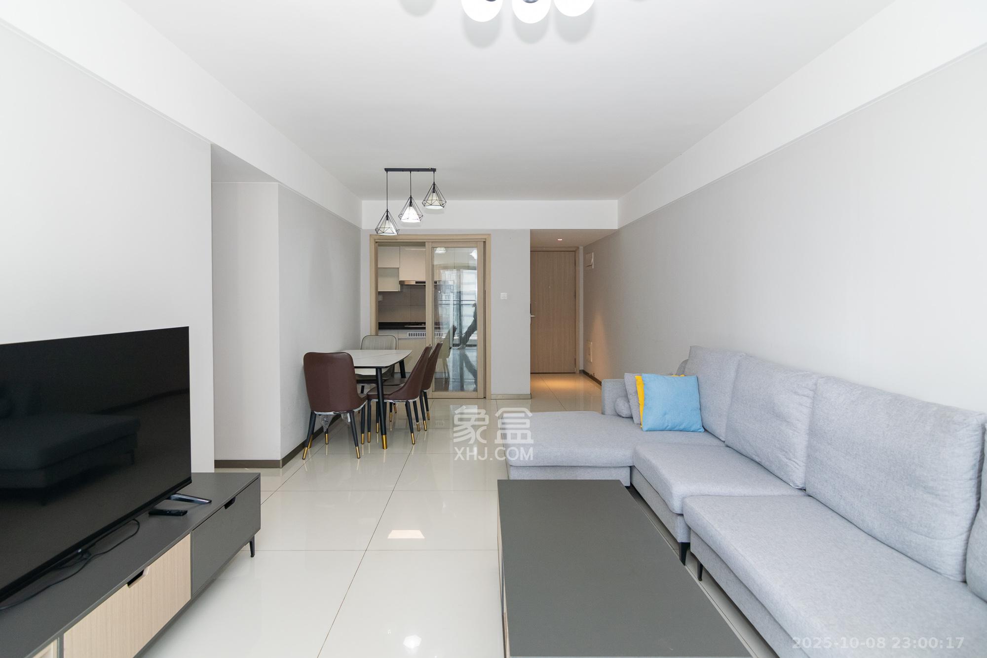 时代年华 3室2厅2卫 85.0万 时代年华 3室2厅2卫 85.0万客厅