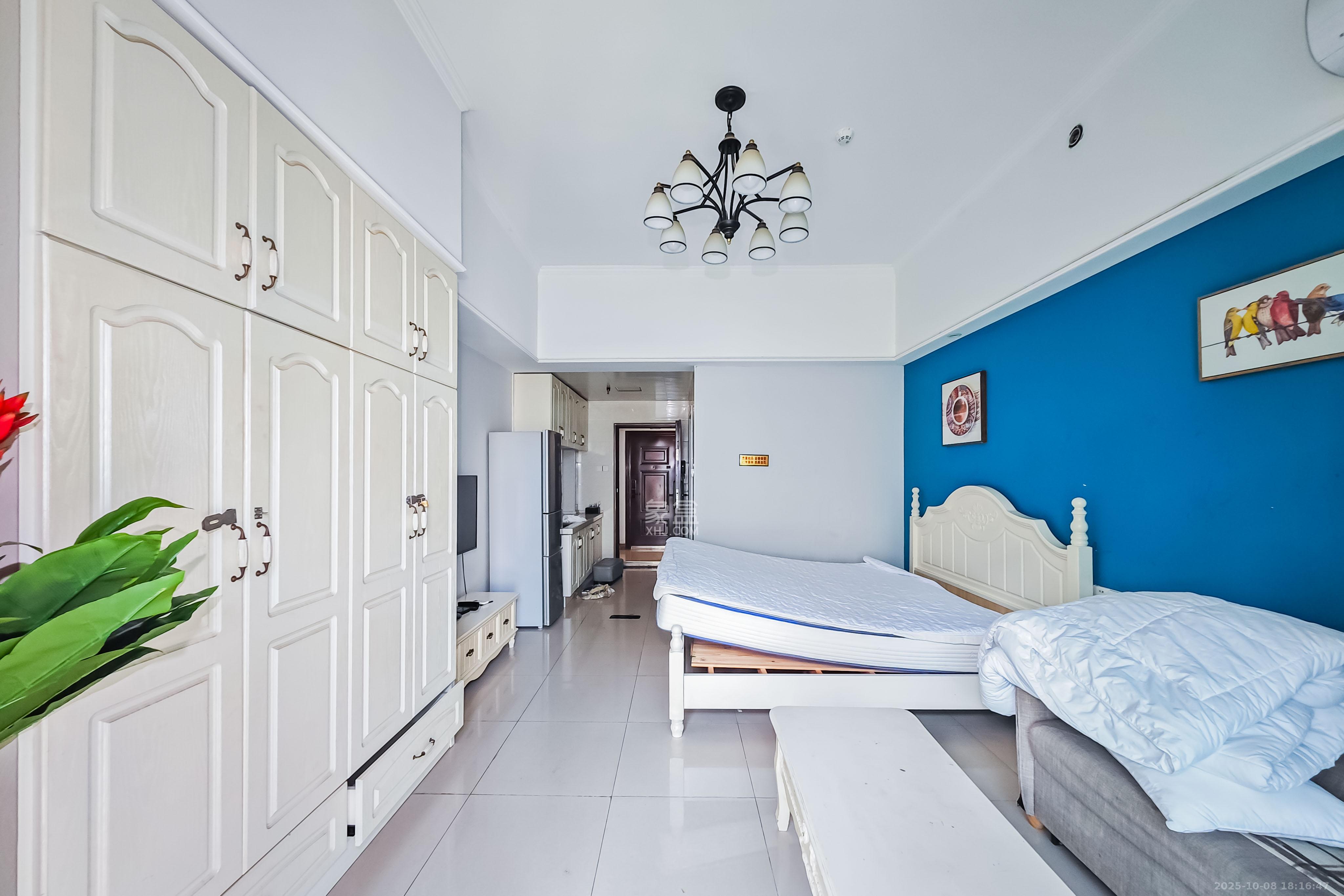 金轮星光名座 1室1厅1卫 28.0万 金轮星光名座 1室1厅1卫 28.0万客厅