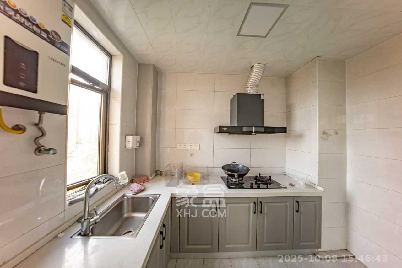 江山帝景哈佛  4室2厅2卫    2700.0元/月 江山帝景哈佛  4室2厅2卫    2700.0元/月室内图