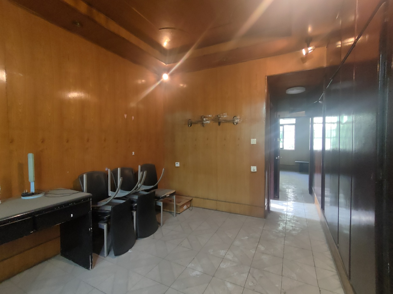 台家塅社区 3室2厅2卫 800.0元/月 台家塅社区 3室2厅2卫 800.0元/月室内图