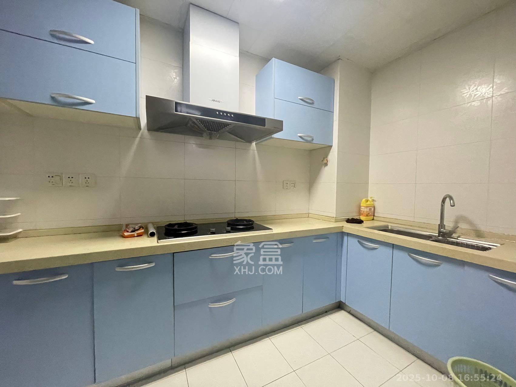 维一星城原山苑 3室2厅2卫 3000.0元/月 维一星城原山苑 3室2厅2卫 3000.0元/月室内图