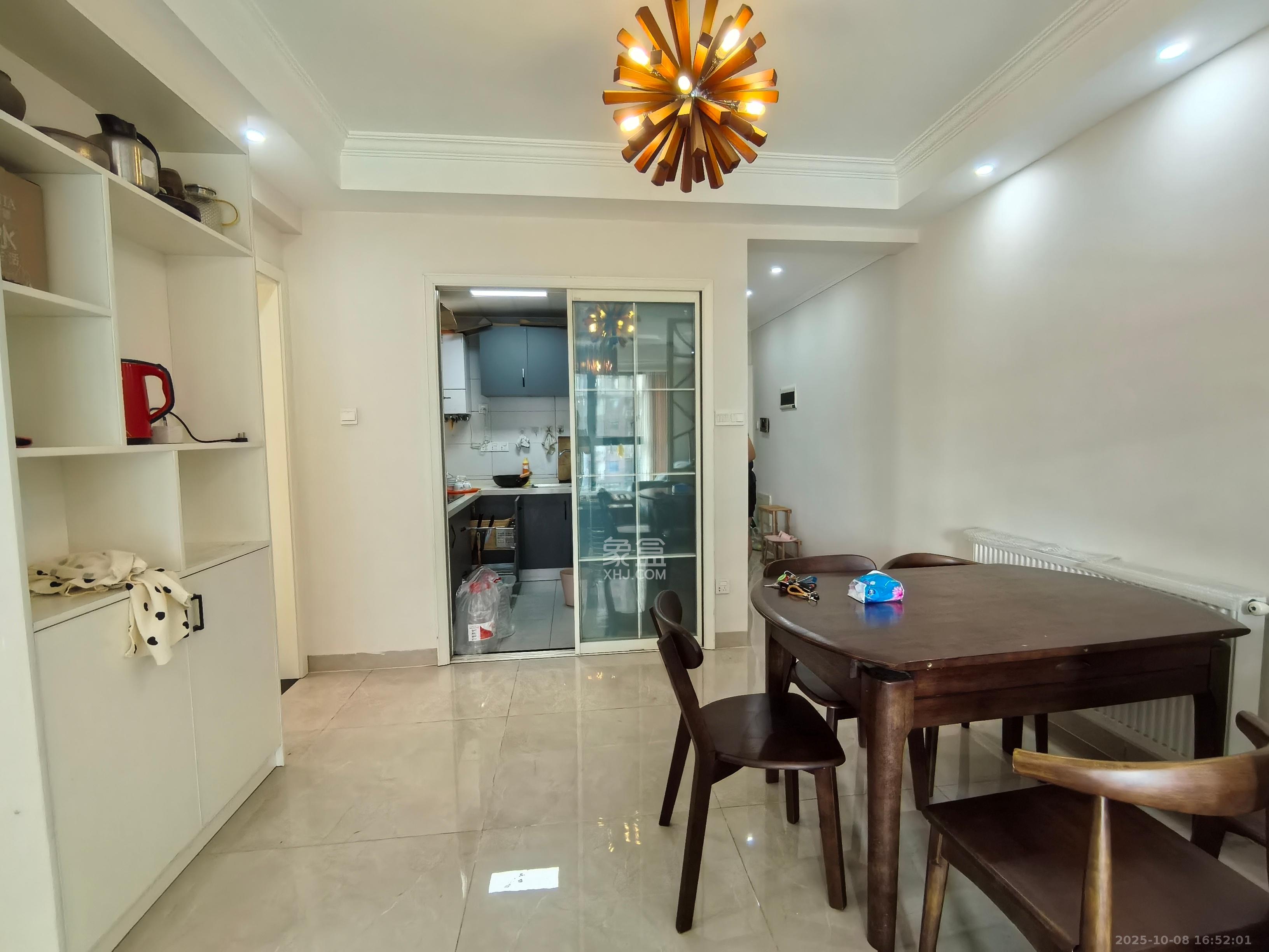 和悦城(蟠龙景苑)  2室2厅2卫    2000.0元/月室内图