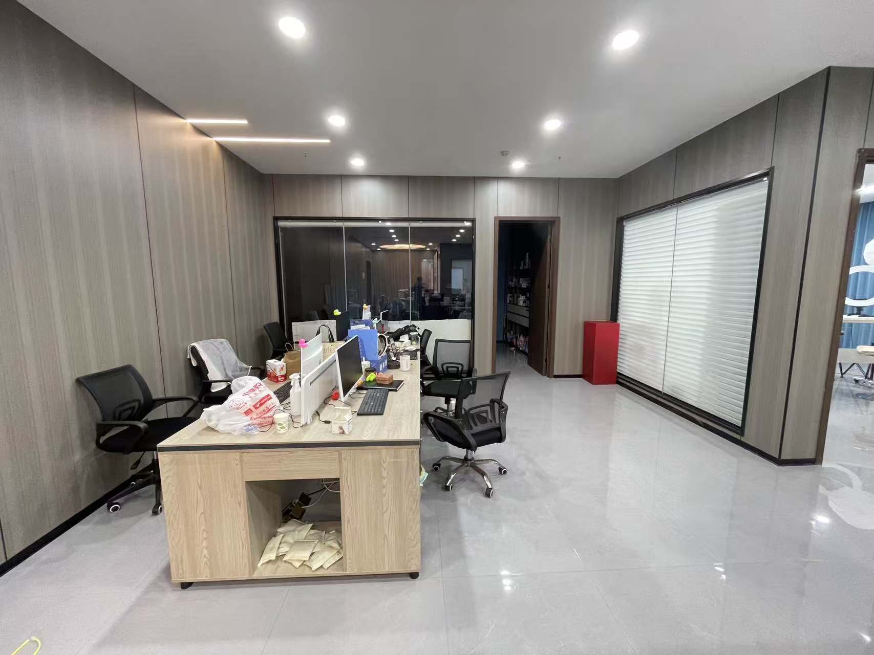 绿地领海广场   220.0㎡      18000.0元/月室内图