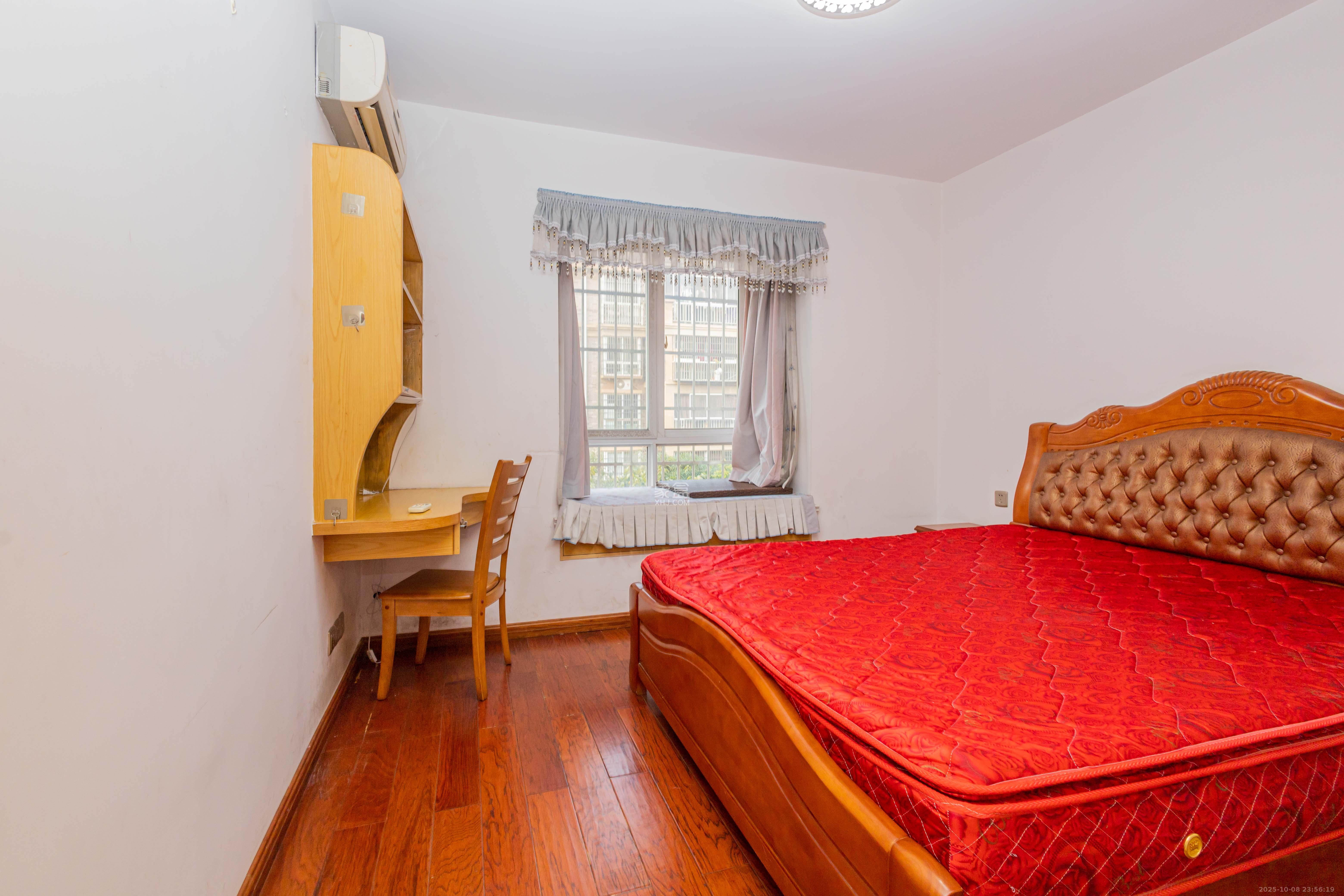 博雅湘水湾  3室2厅2卫    68.8万卧室