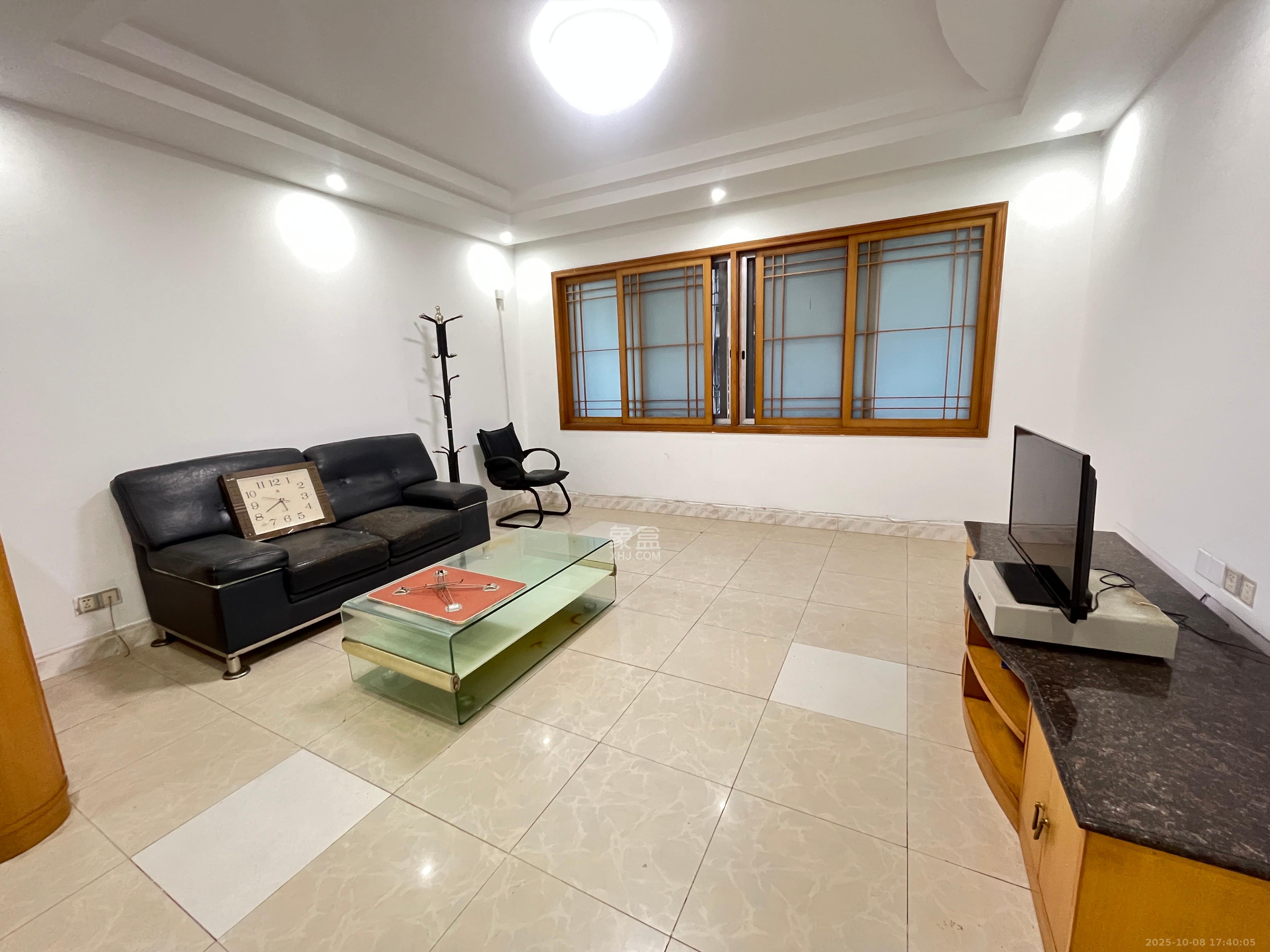 长沙市邮政宿舍（古汉邮局宿舍）  3室2厅1卫    1800.0元/月