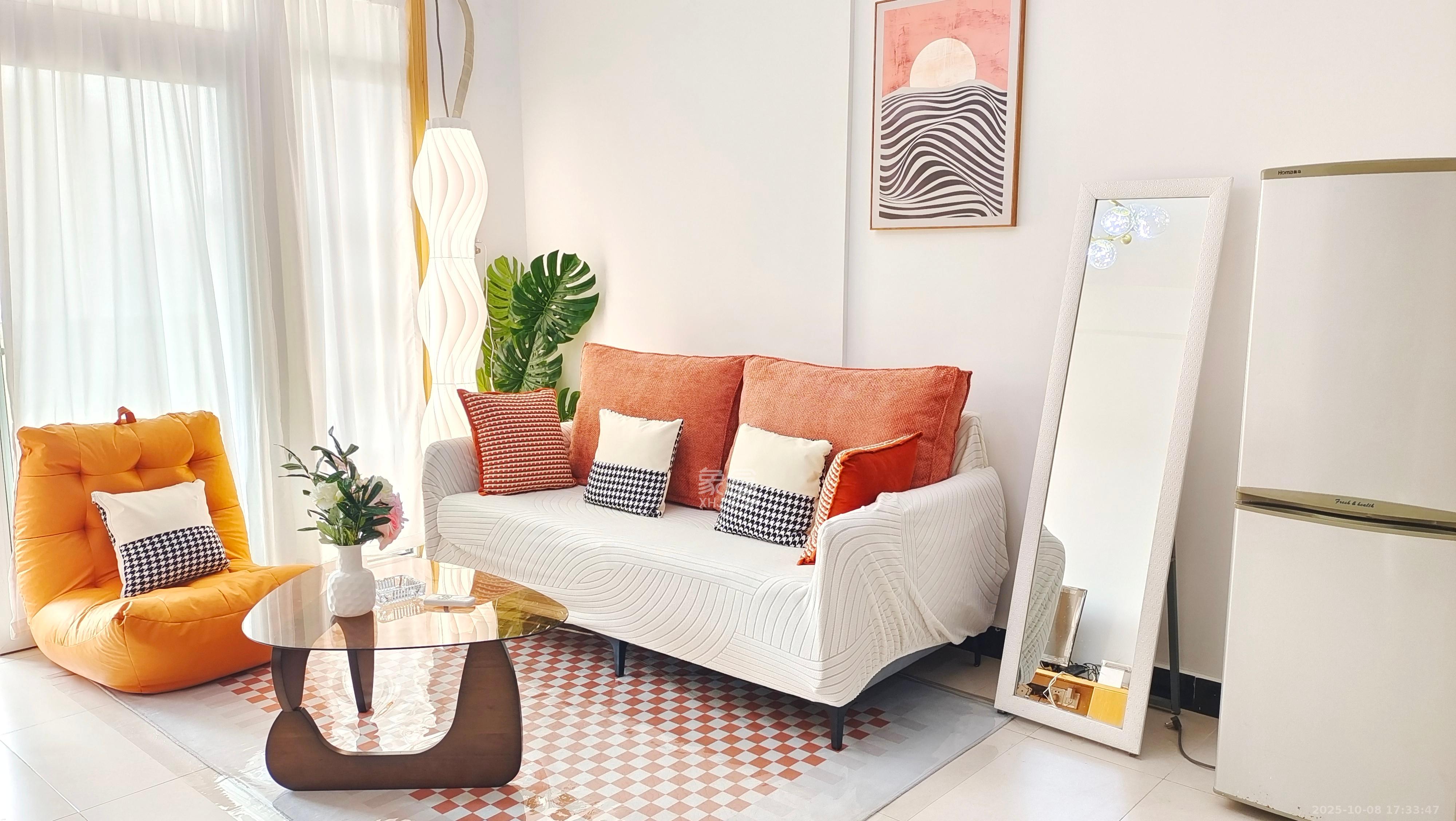 芙蓉上河图 2室1厅1卫 2400.0元/月 芙蓉上河图 2室1厅1卫 2400.0元/月室内图