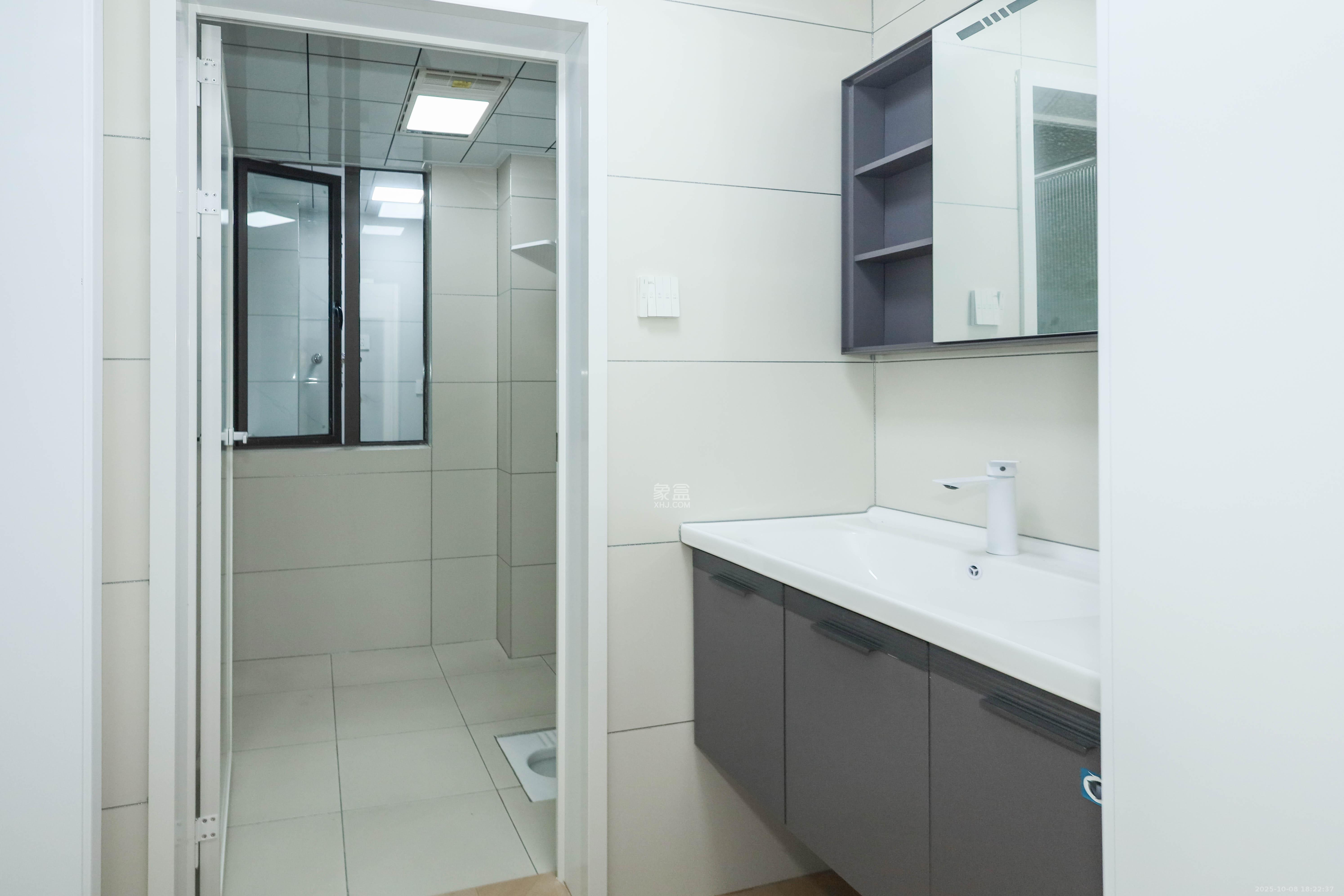 旭辉御府  3室2厅1卫    95.0万卫生间