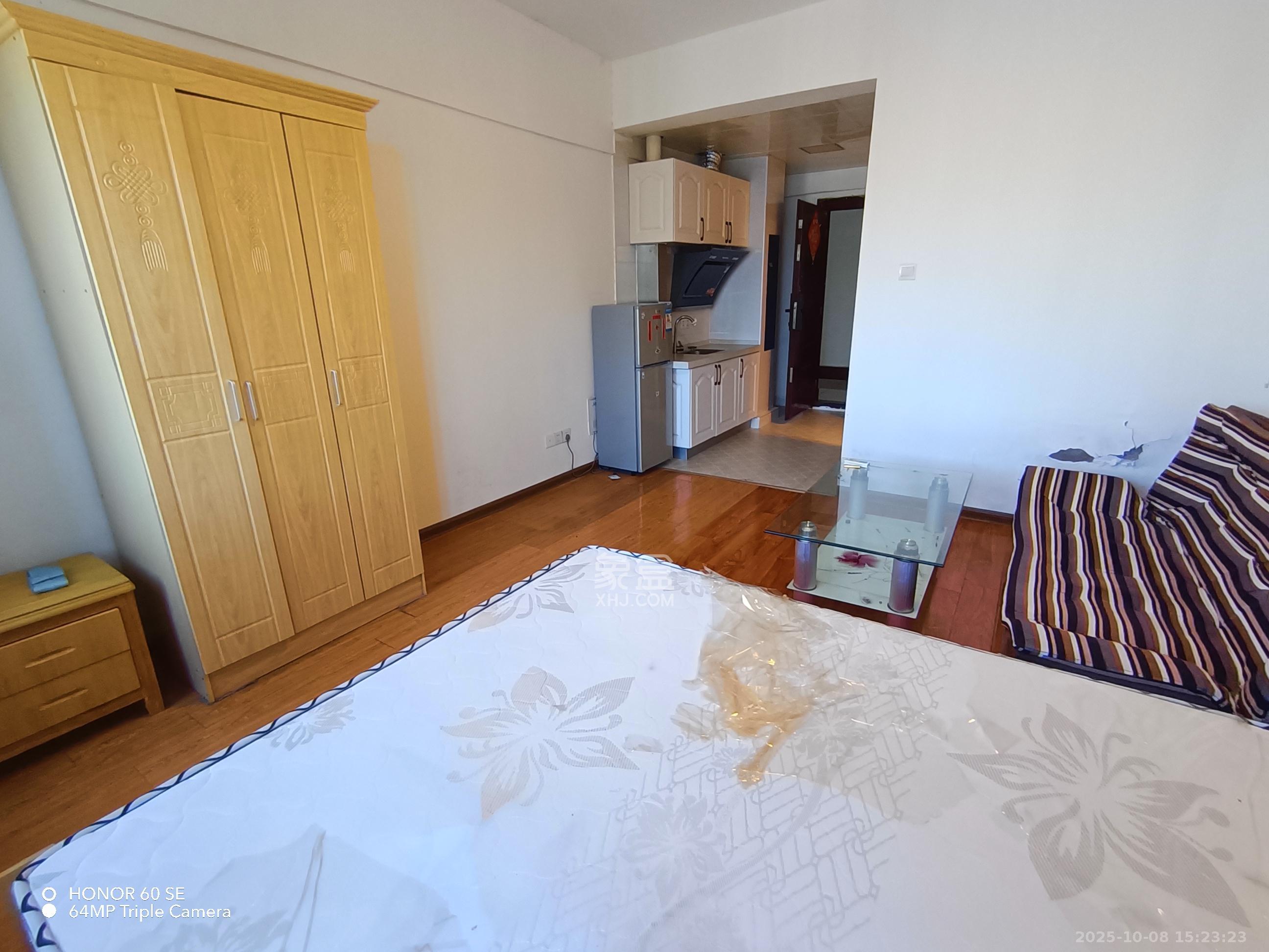 钰龙天下二期(钰龙佳园)  1室1厅1卫    1300.0元/月 钰龙天下二期(钰龙佳园)  1室1厅1卫    1300.0元/月室内图