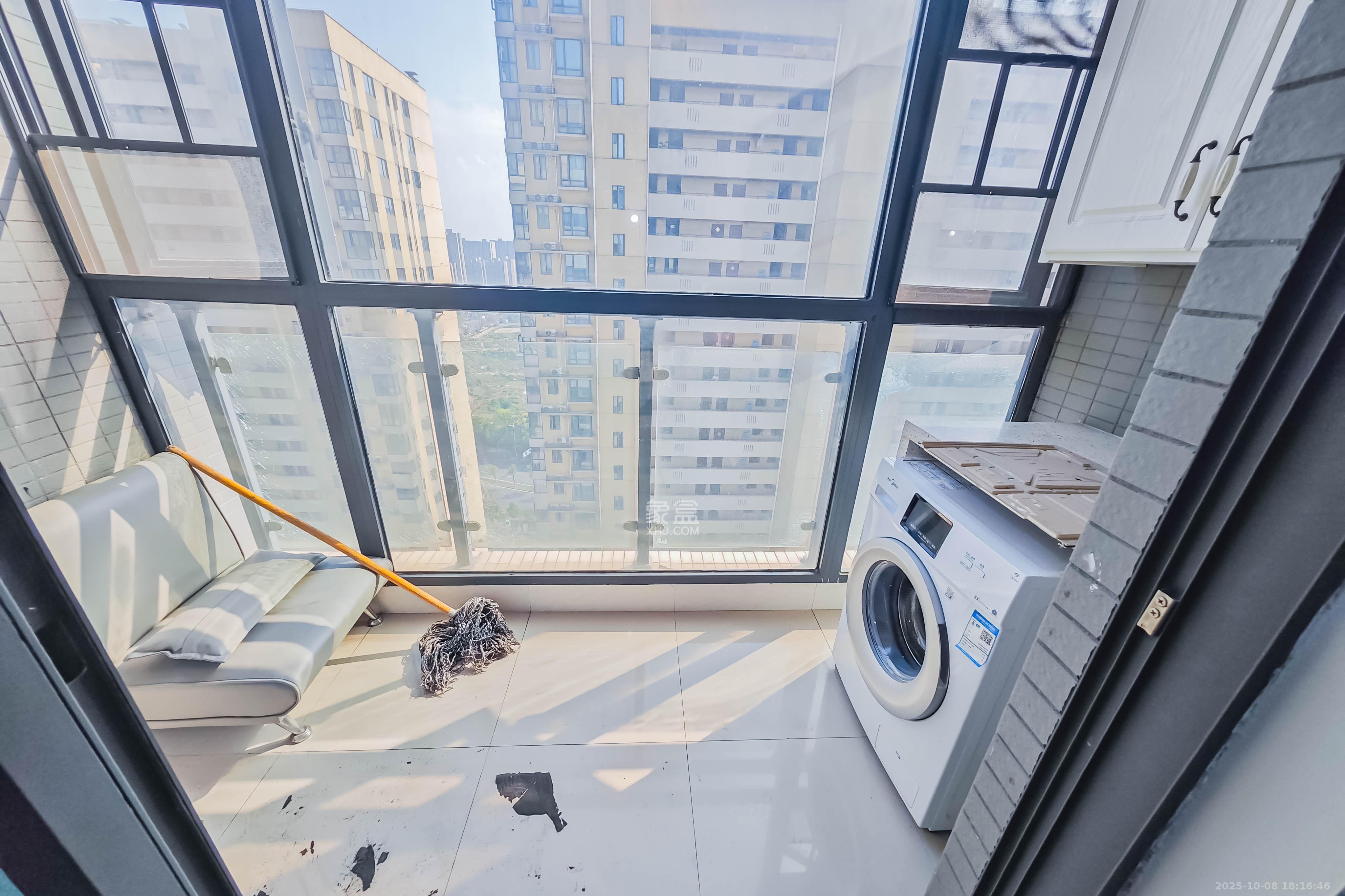 金轮星光名座 1室1厅1卫 28.0万 金轮星光名座 1室1厅1卫 28.0万其他