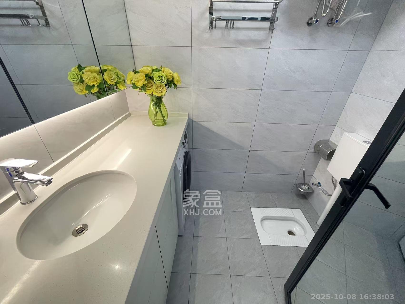 华润置地中心 1室1厅1卫 2000.0元/月 华润置地中心 1室1厅1卫 2000.0元/月室内图