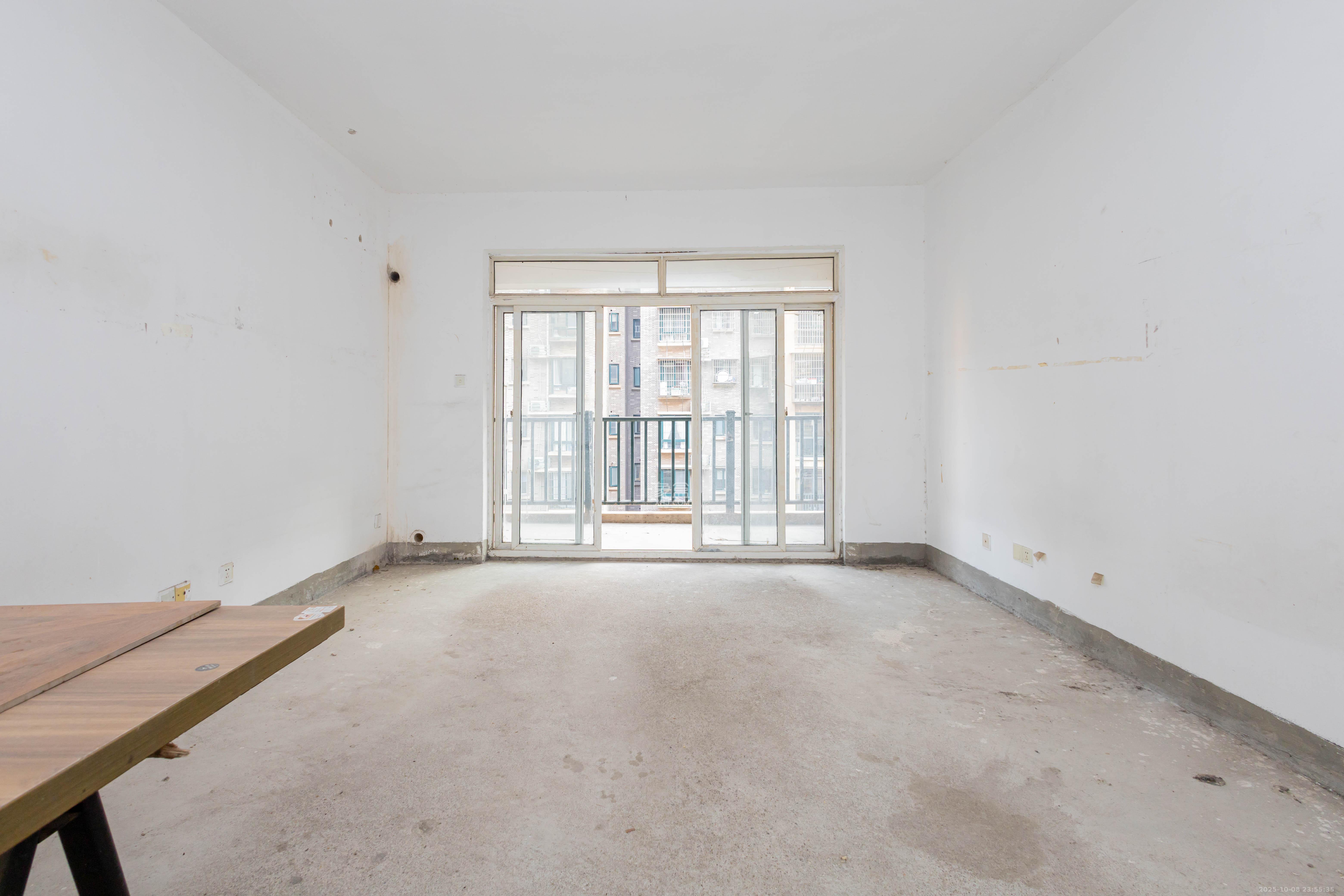 博雅湘水湾  3室2厅2卫    66.0万