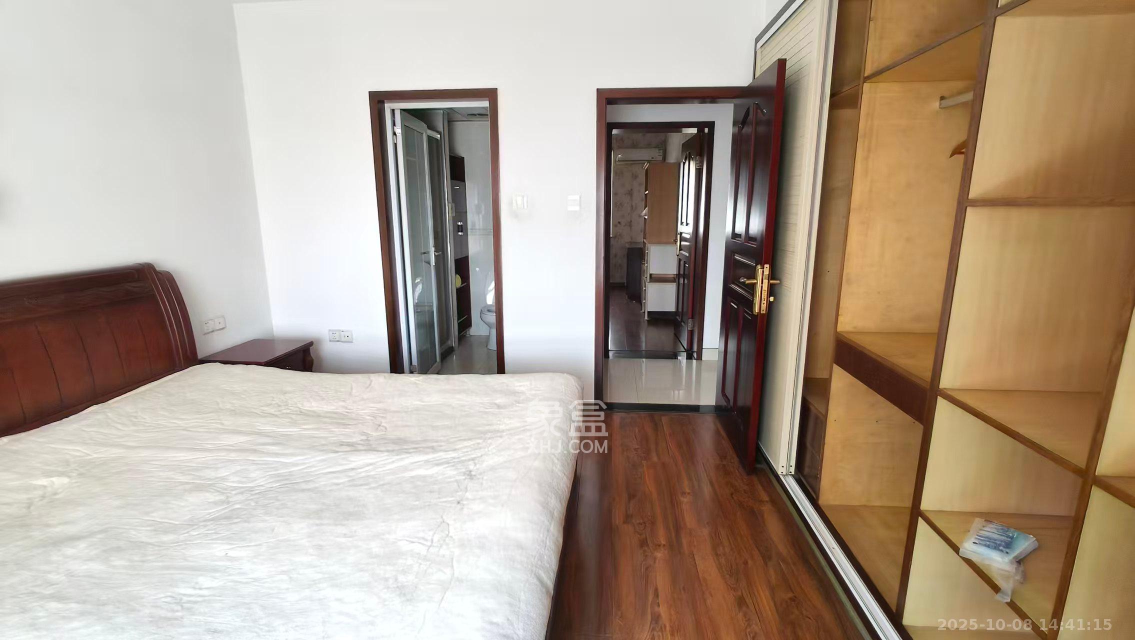 海利科院佳园  3室2厅2卫    1800.0元/月 海利科院佳园  3室2厅2卫    1800.0元/月室内图