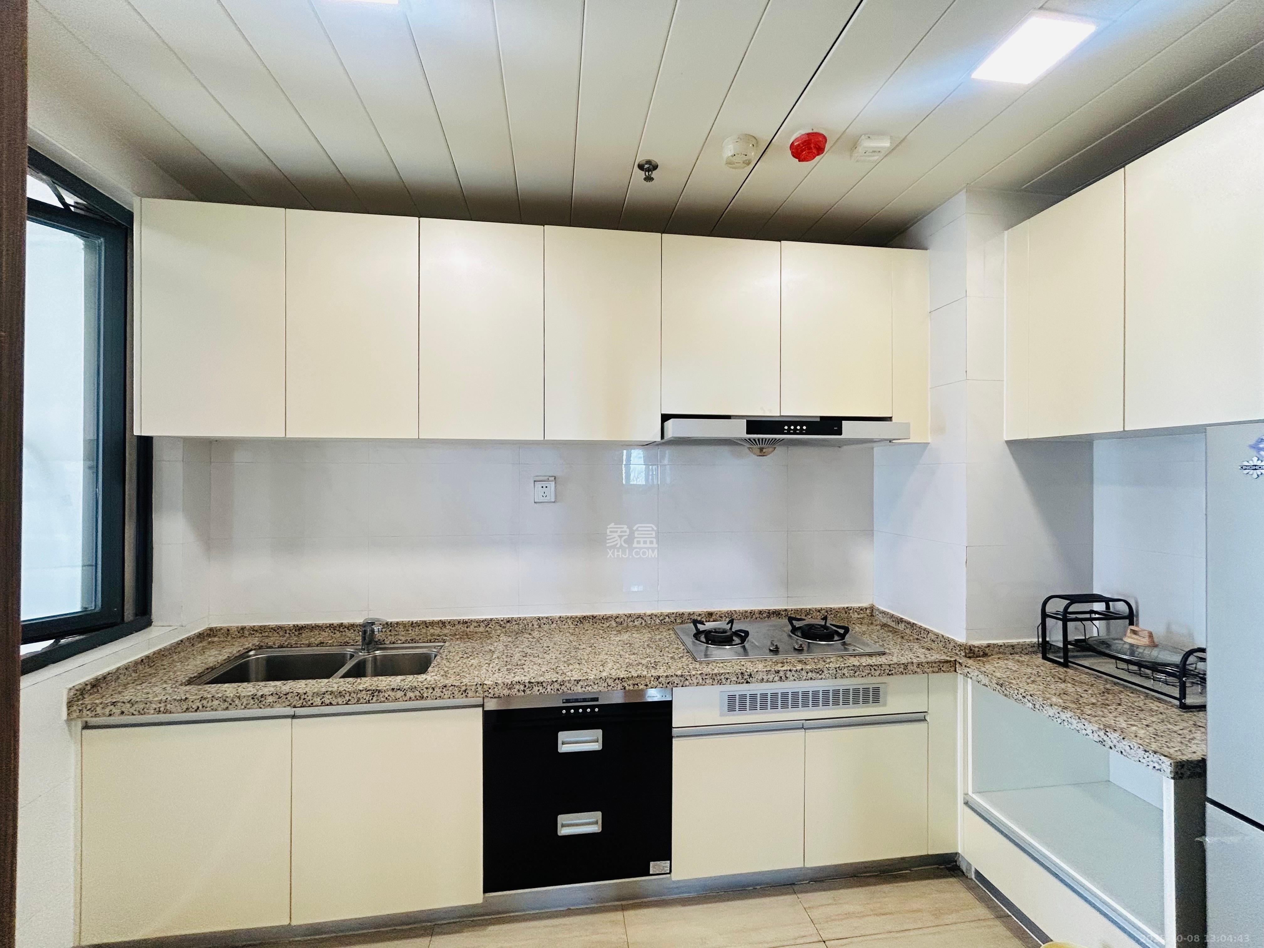 碧桂园威尼斯城  1室1厅1卫    1600.0元/月室内图