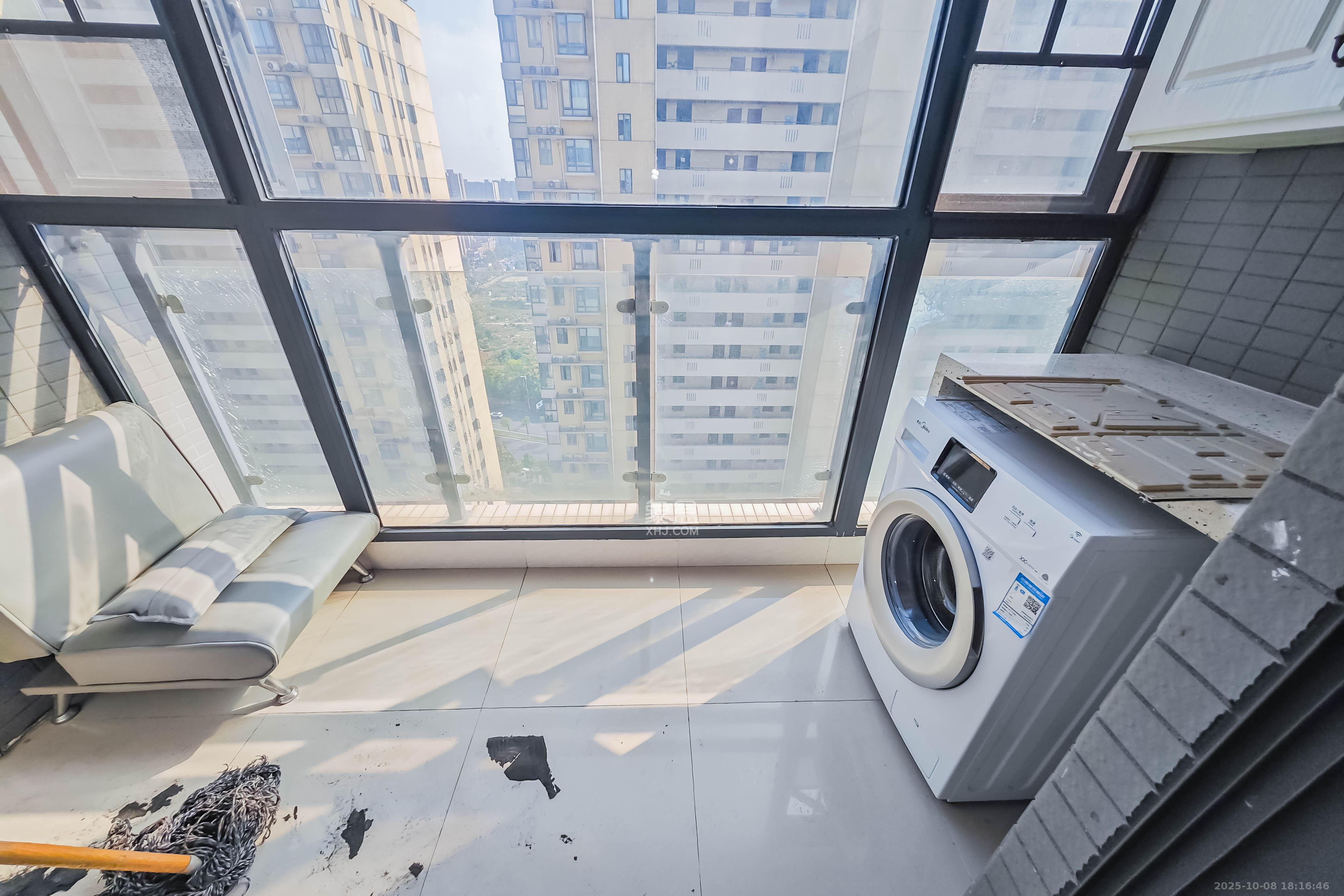 金轮星光名座 1室1厅1卫 28.0万 金轮星光名座 1室1厅1卫 28.0万其他