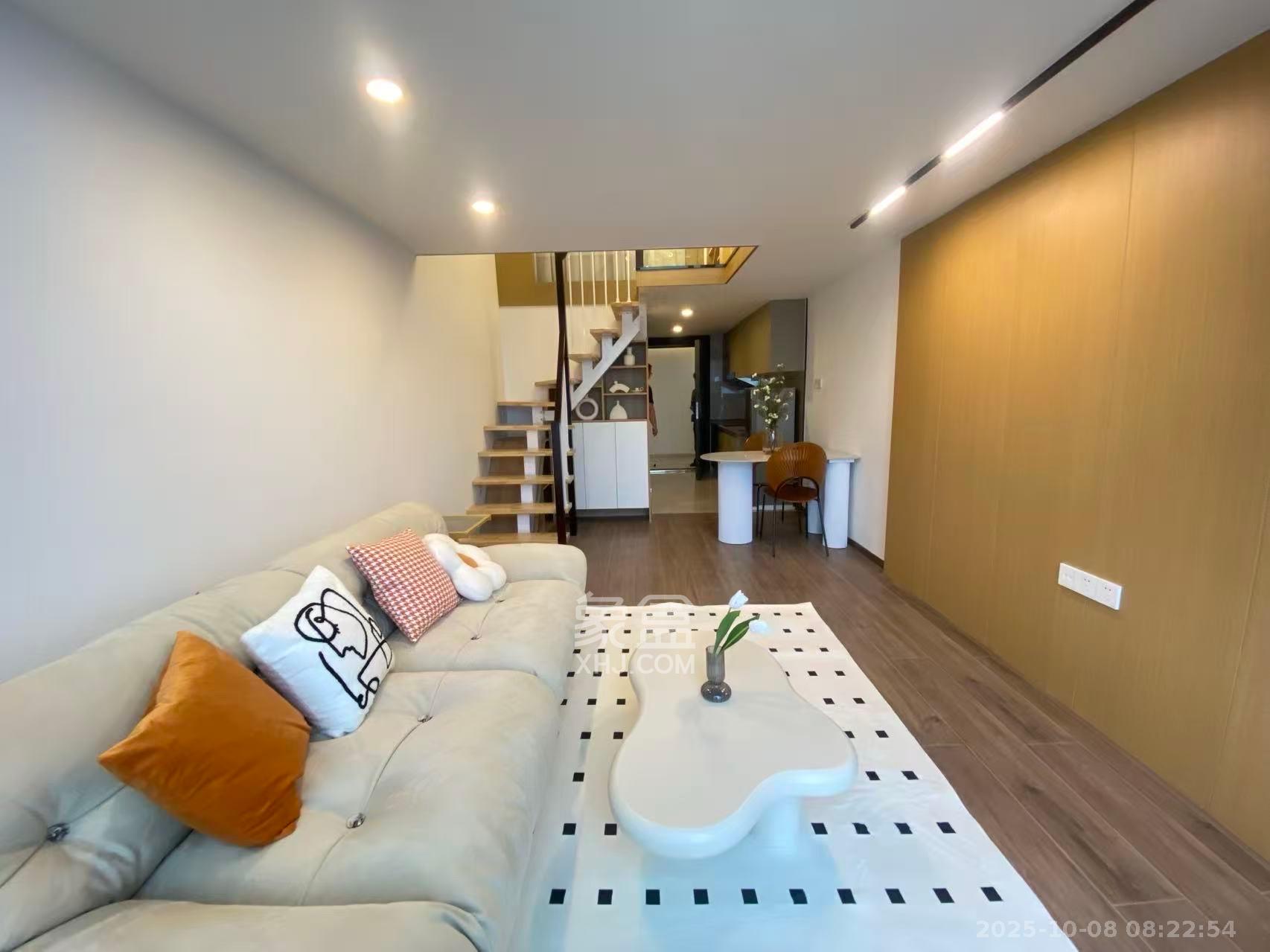 敬天广场  2室1厅1卫    3500.0元/月室内图