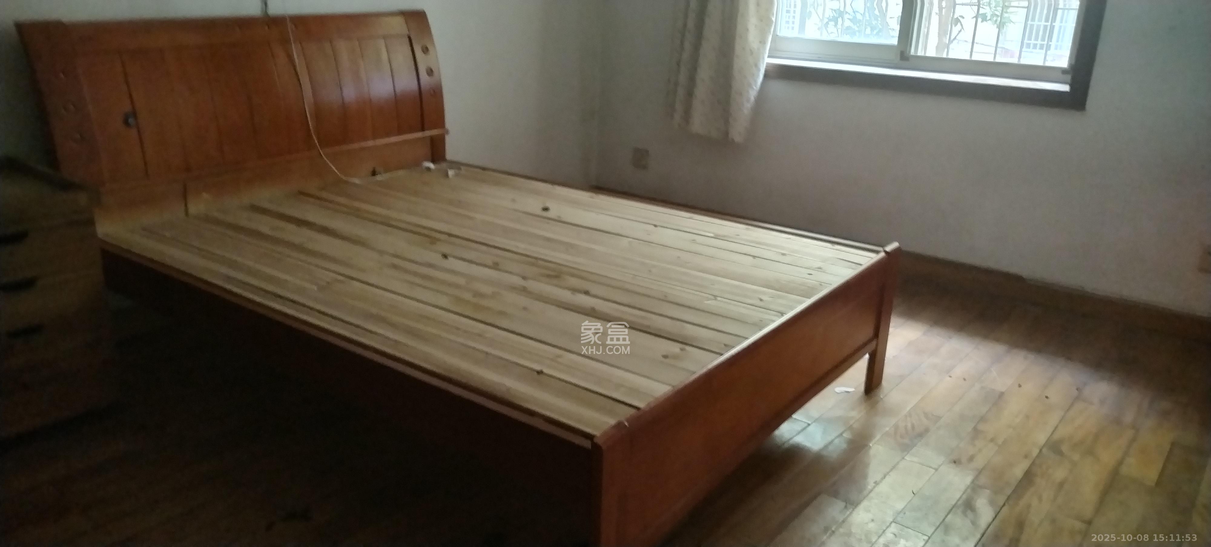 路桥宿舍  2室1厅1卫    1300.0元/月室内图