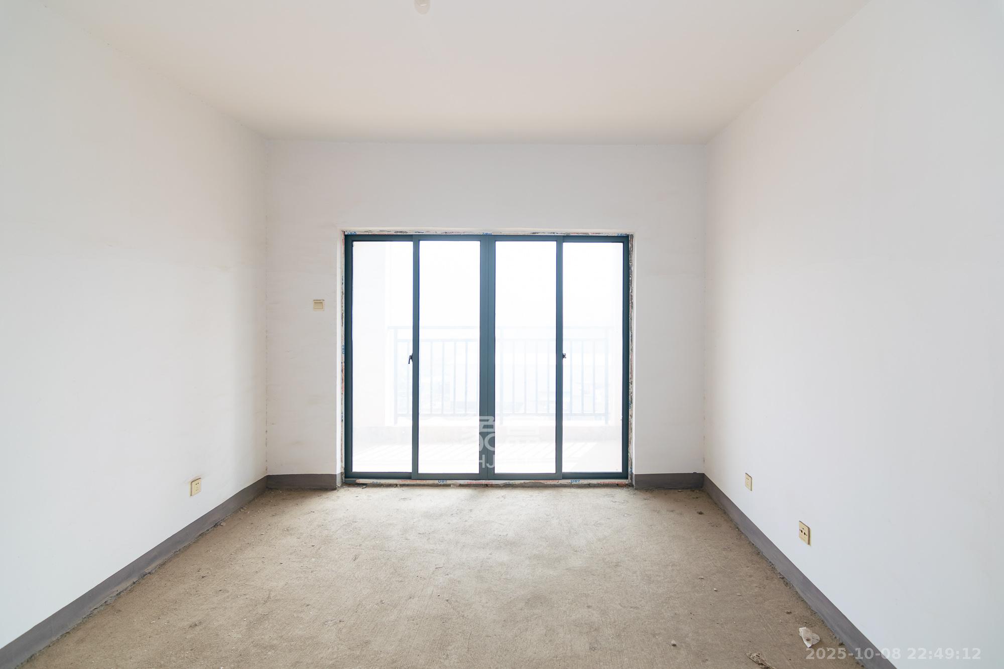 新雅黄金苑  2室2厅1卫    36.0万