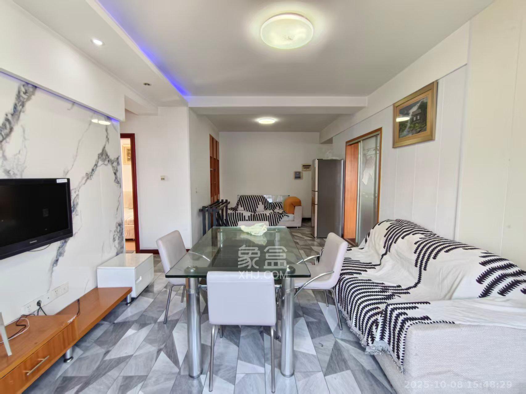 东门壹号家园  2室2厅1卫    2000.0元/月 东门壹号家园  2室2厅1卫    2000.0元/月室内图