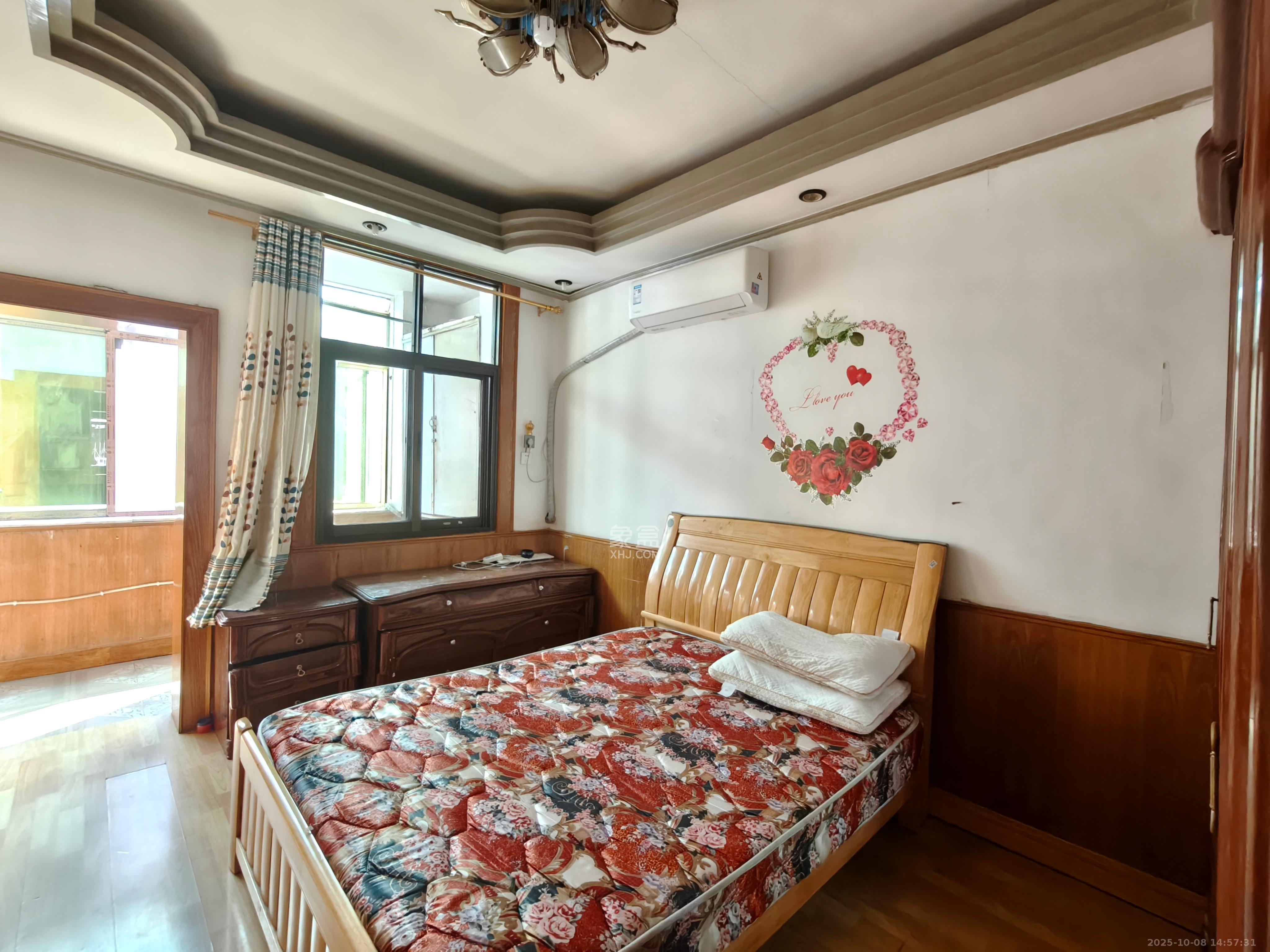 长沙市工商行政管理局郊区分局宿舍 2室2厅1卫 1500.0元/月 长沙市工商行政管理局郊区分局宿舍 2室2厅1卫 1500.0元/月室内图