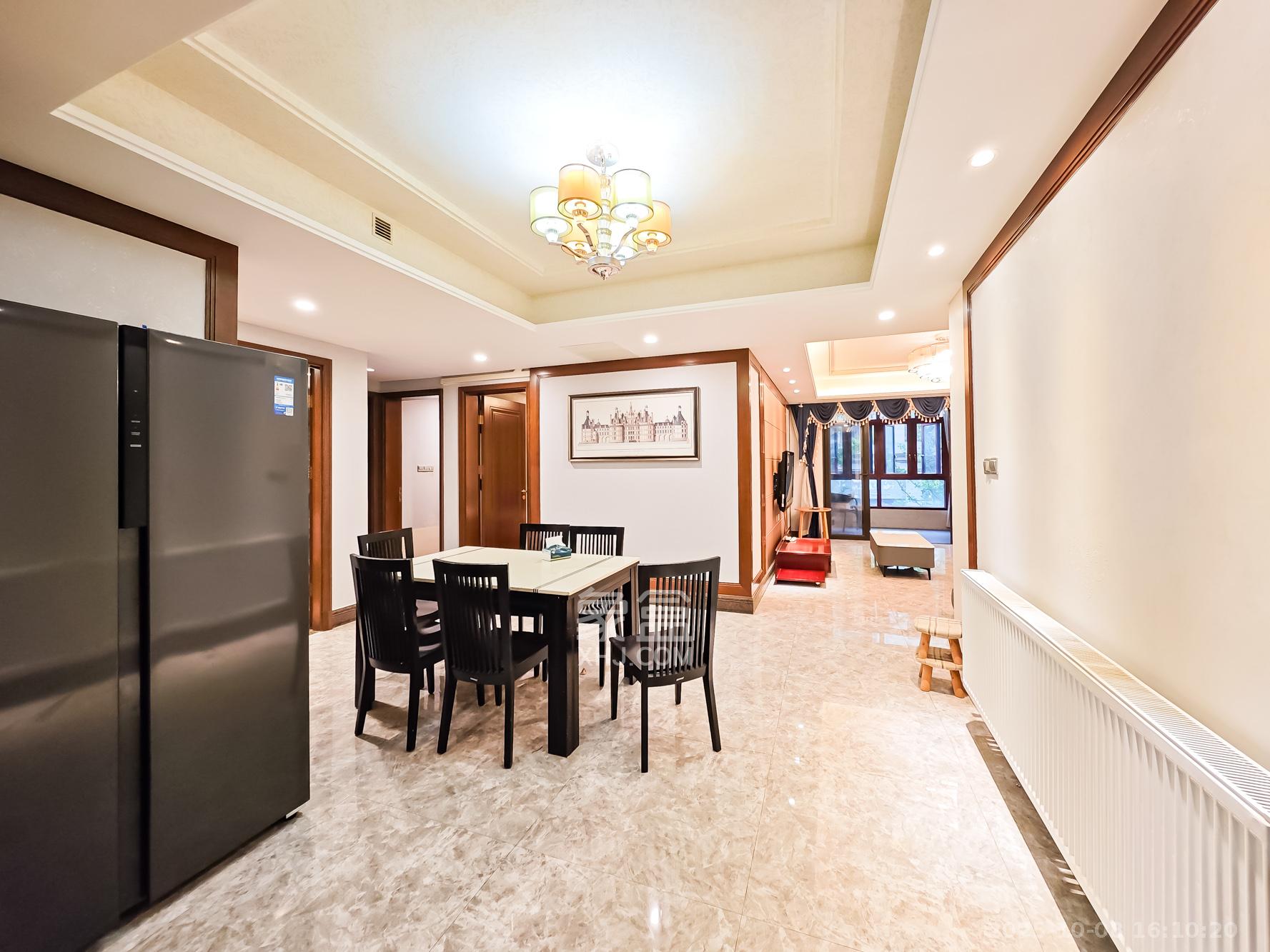 恒大御景天下城一期 3室2厅2卫 186.0万 恒大御景天下城一期 3室2厅2卫 186.0万客厅