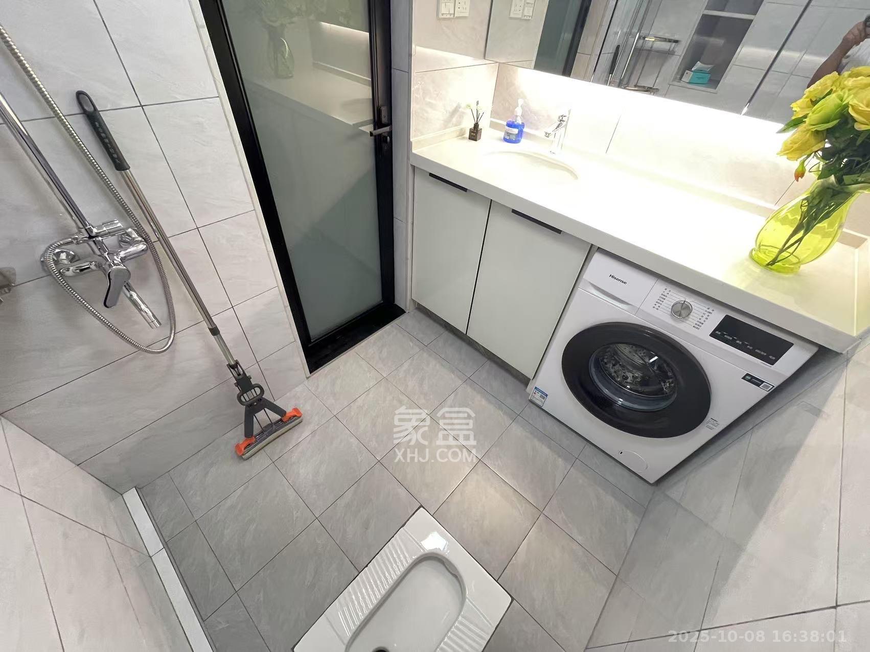 华润置地中心 1室1厅1卫 2000.0元/月 华润置地中心 1室1厅1卫 2000.0元/月室内图