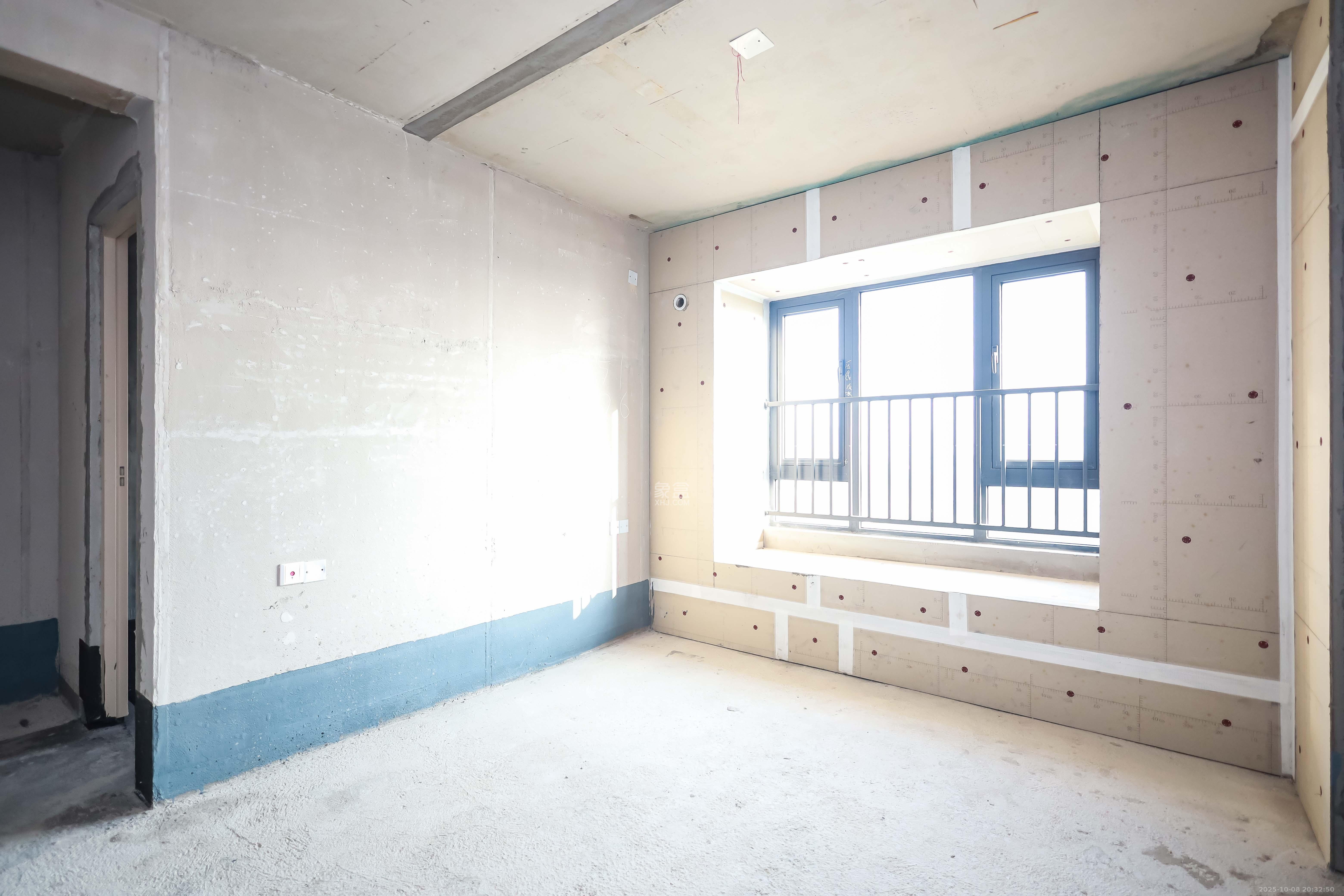 保利恒伟时光印象 4室2厅2卫 119.8万 保利恒伟时光印象 4室2厅2卫 119.8万卧室