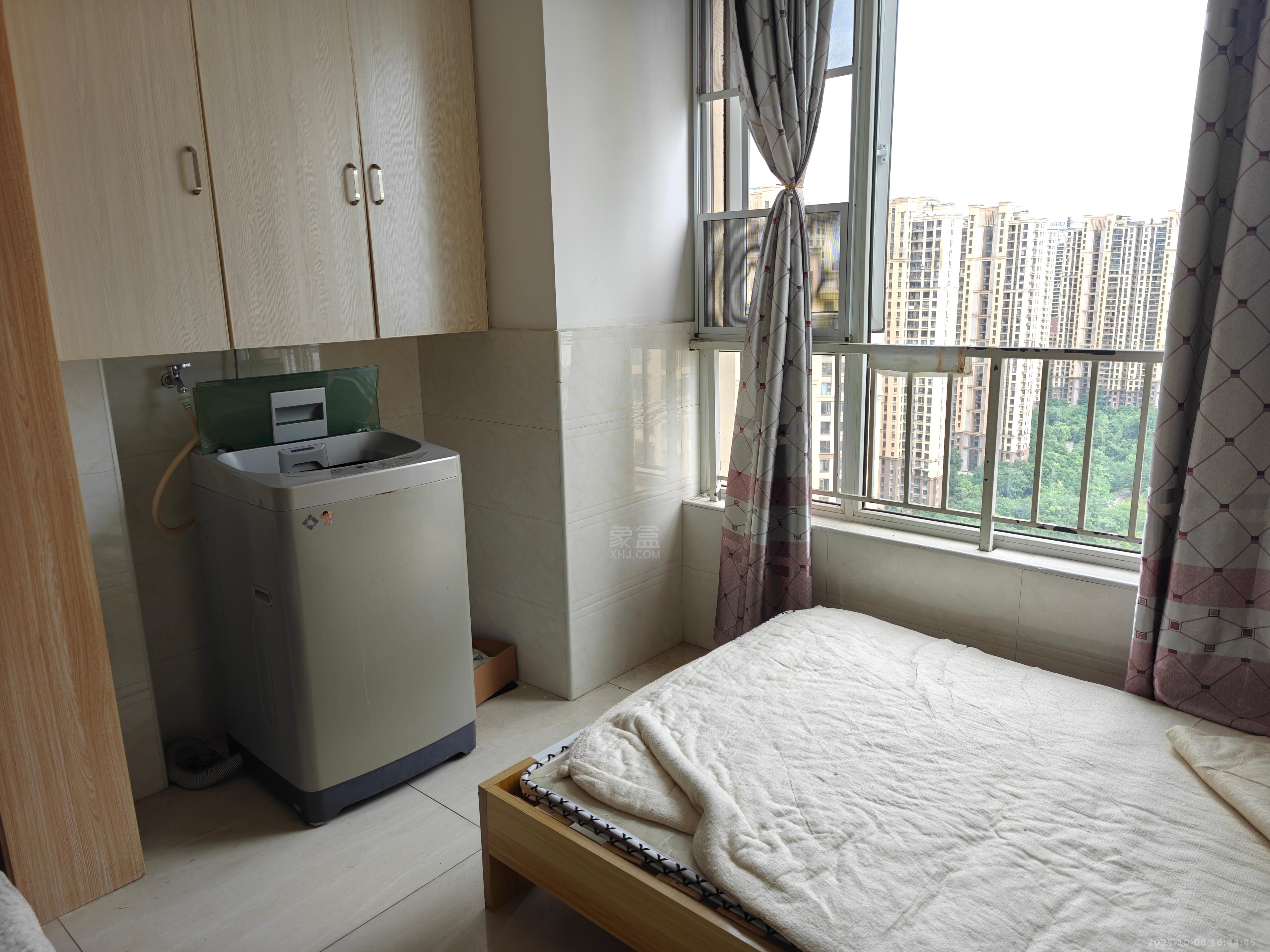 佳兆业金域天下三期 3室2厅1卫 1600.0元/月 佳兆业金域天下三期 3室2厅1卫 1600.0元/月室内图