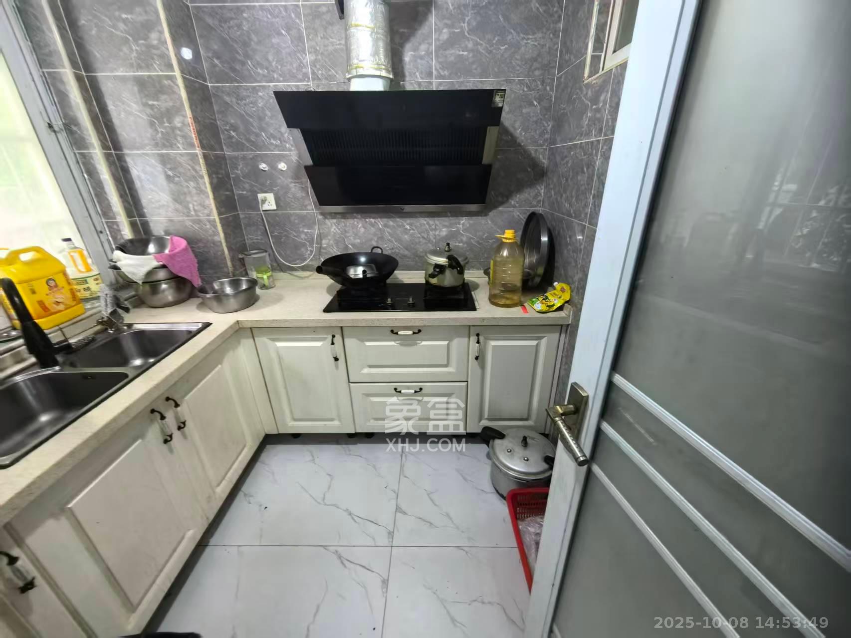 马王堆陶瓷建材新城 3室2厅2卫 2200.0元/月 马王堆陶瓷建材新城 3室2厅2卫 2200.0元/月室内图