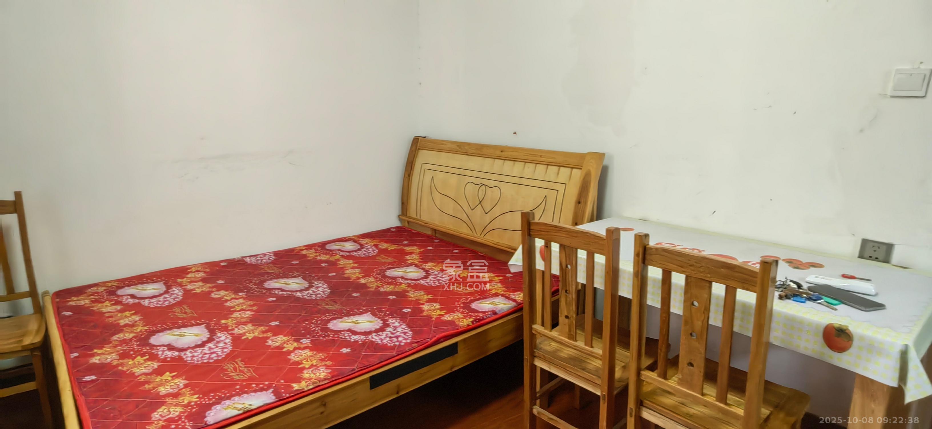 东方芙蓉  1室1厅1卫    1200.0元/月室内图