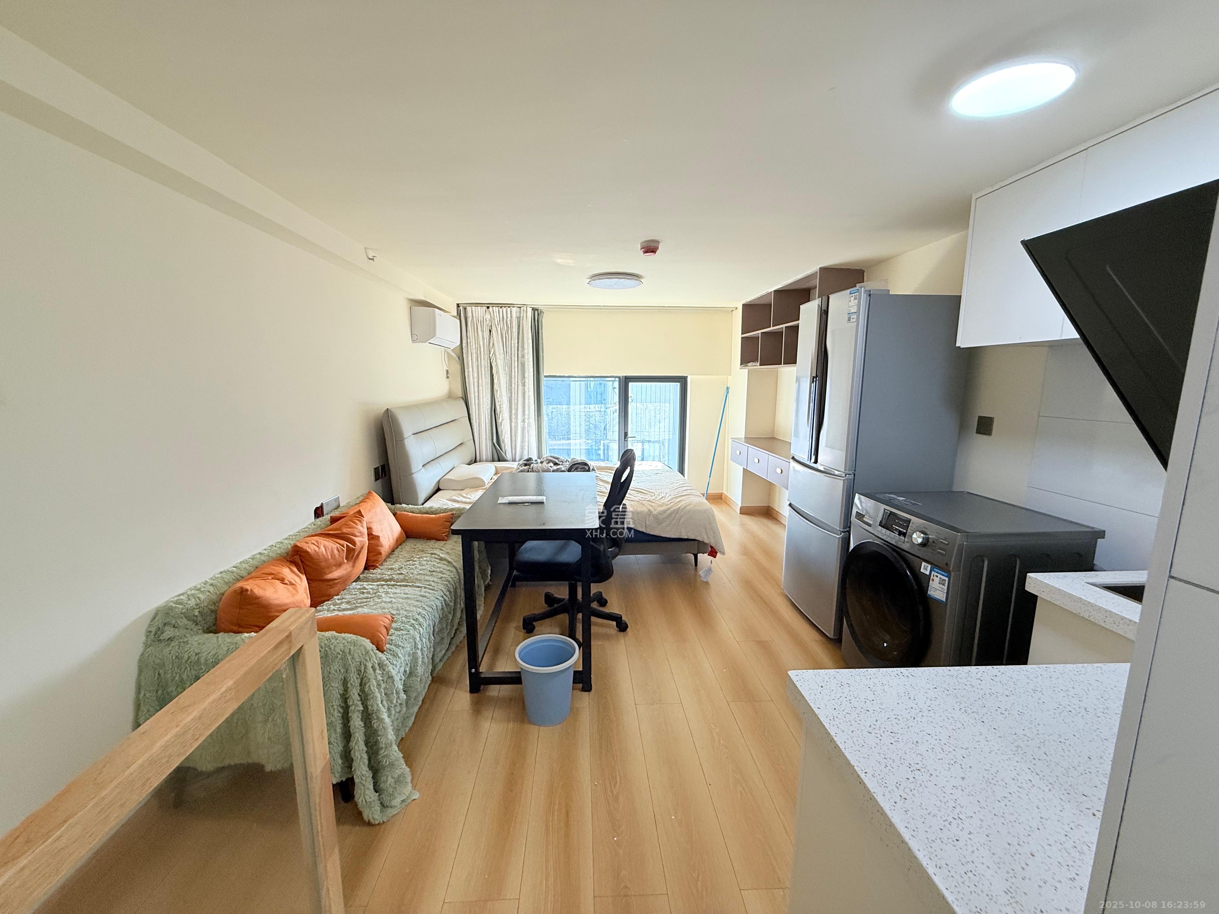 力高凤凰新天  1室0厅0卫    1400.0元/月室内图