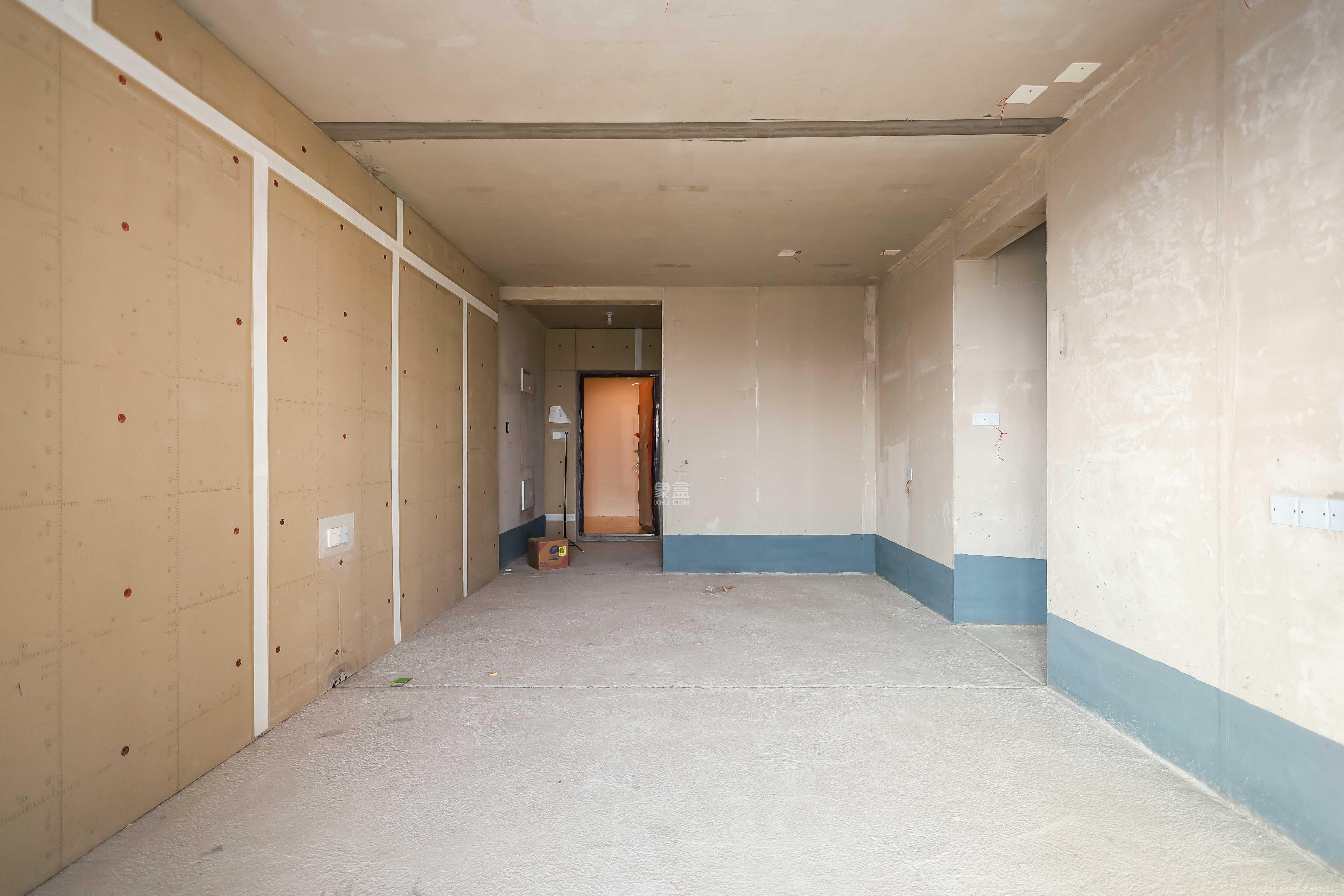 保利恒伟时光印象 4室2厅2卫 119.8万 保利恒伟时光印象 4室2厅2卫 119.8万客厅