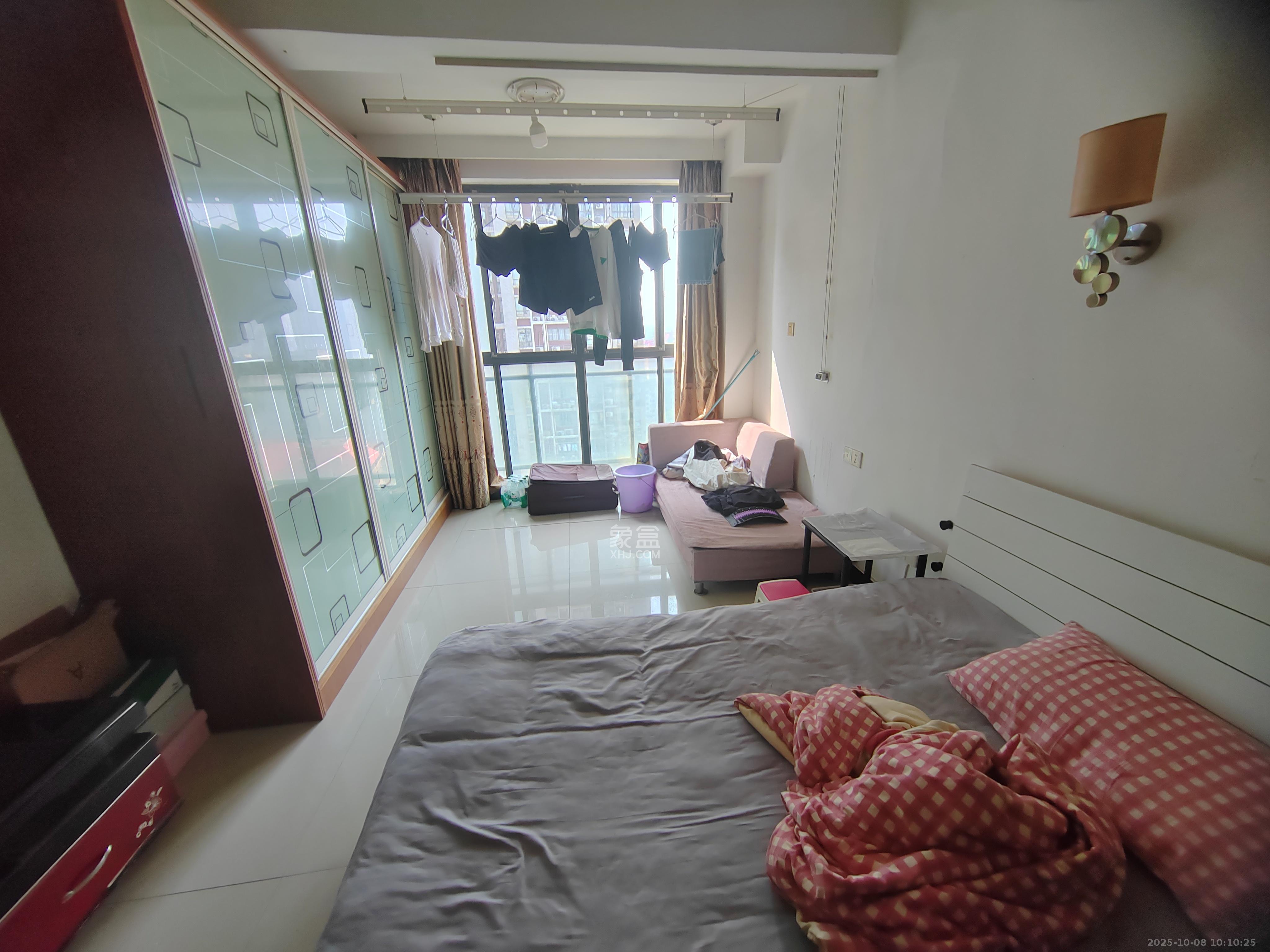 中江佳境天成  1室1厅1卫    1300.0元/月室内图1