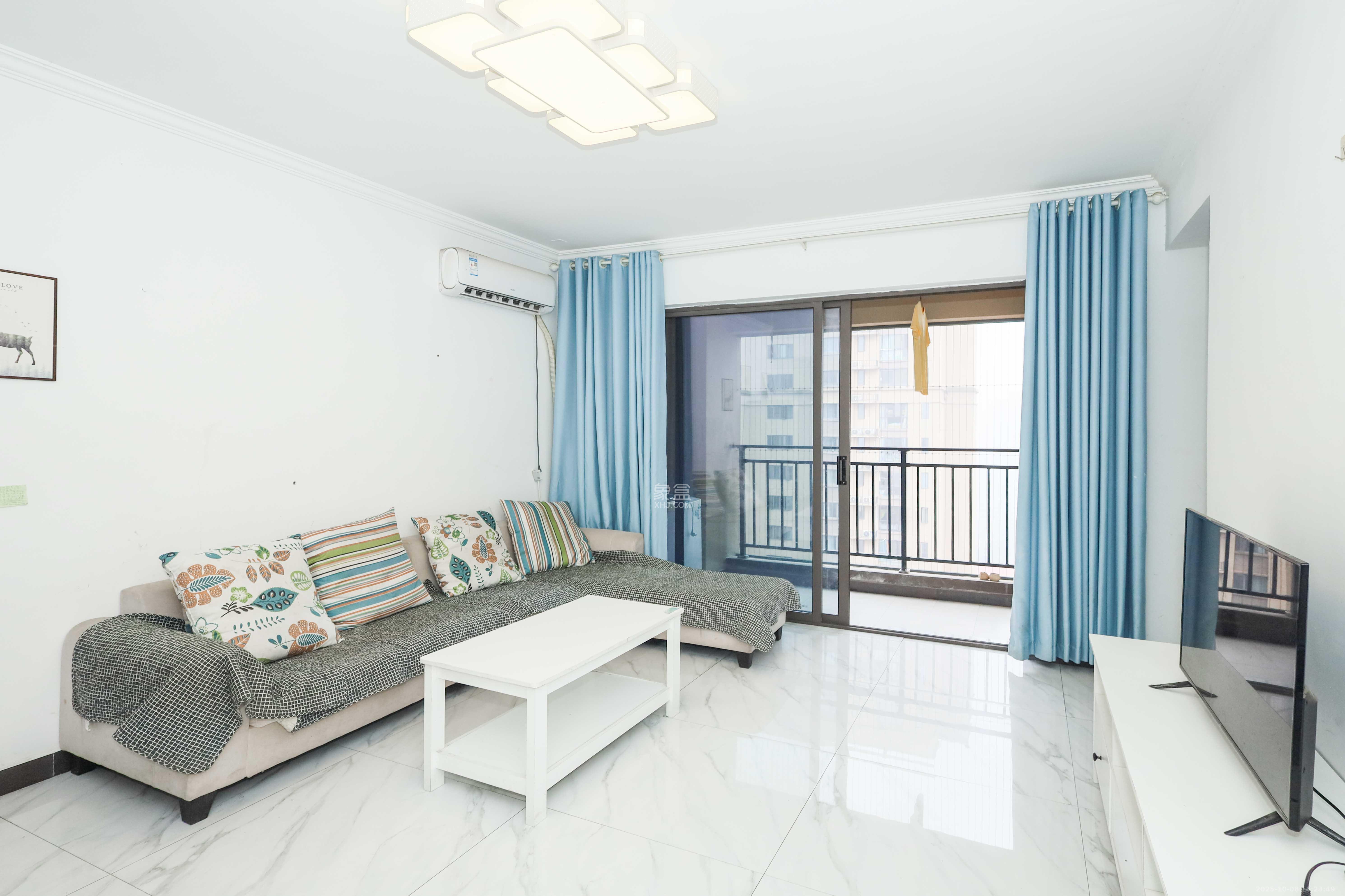 梅溪湖合能璞丽 3室2厅1卫 95.0万 梅溪湖合能璞丽 3室2厅1卫 95.0万客厅