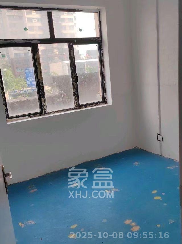 辉煌国际城二期 4室2厅1卫 1500.0元/月 辉煌国际城二期 4室2厅1卫 1500.0元/月室内图