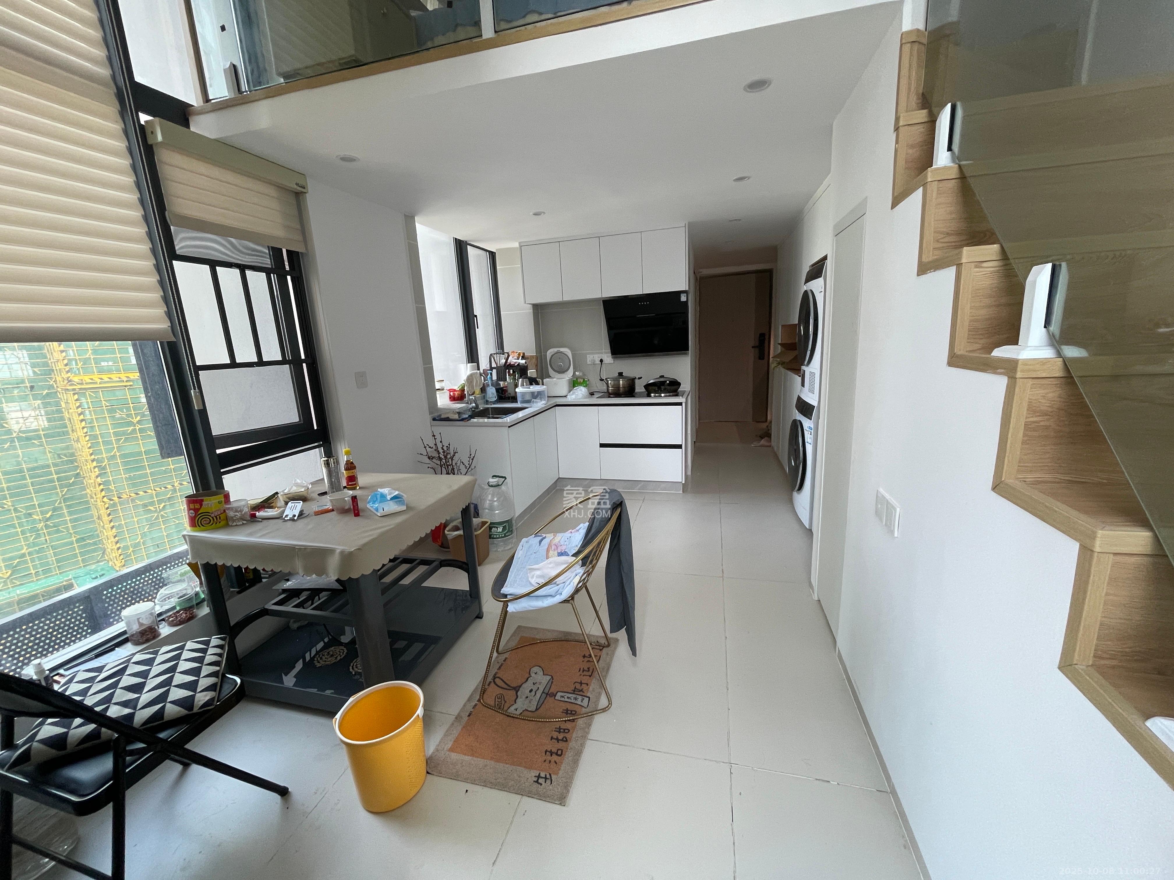 力高凤凰新天 1室1厅1卫 2900.0元/月 力高凤凰新天 1室1厅1卫 2900.0元/月室内图