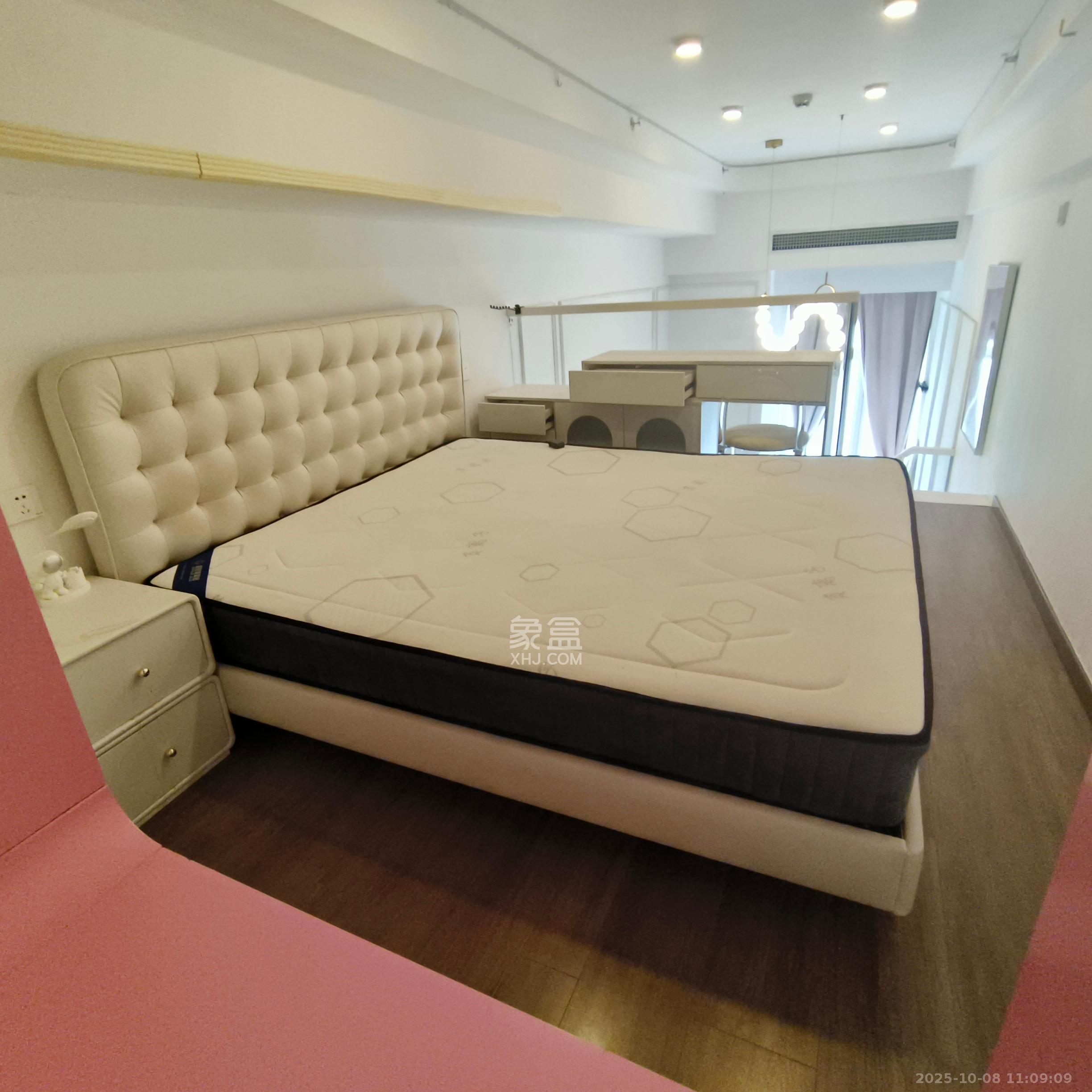 敬天广场  1室1厅1卫    2300.0元/月室内图