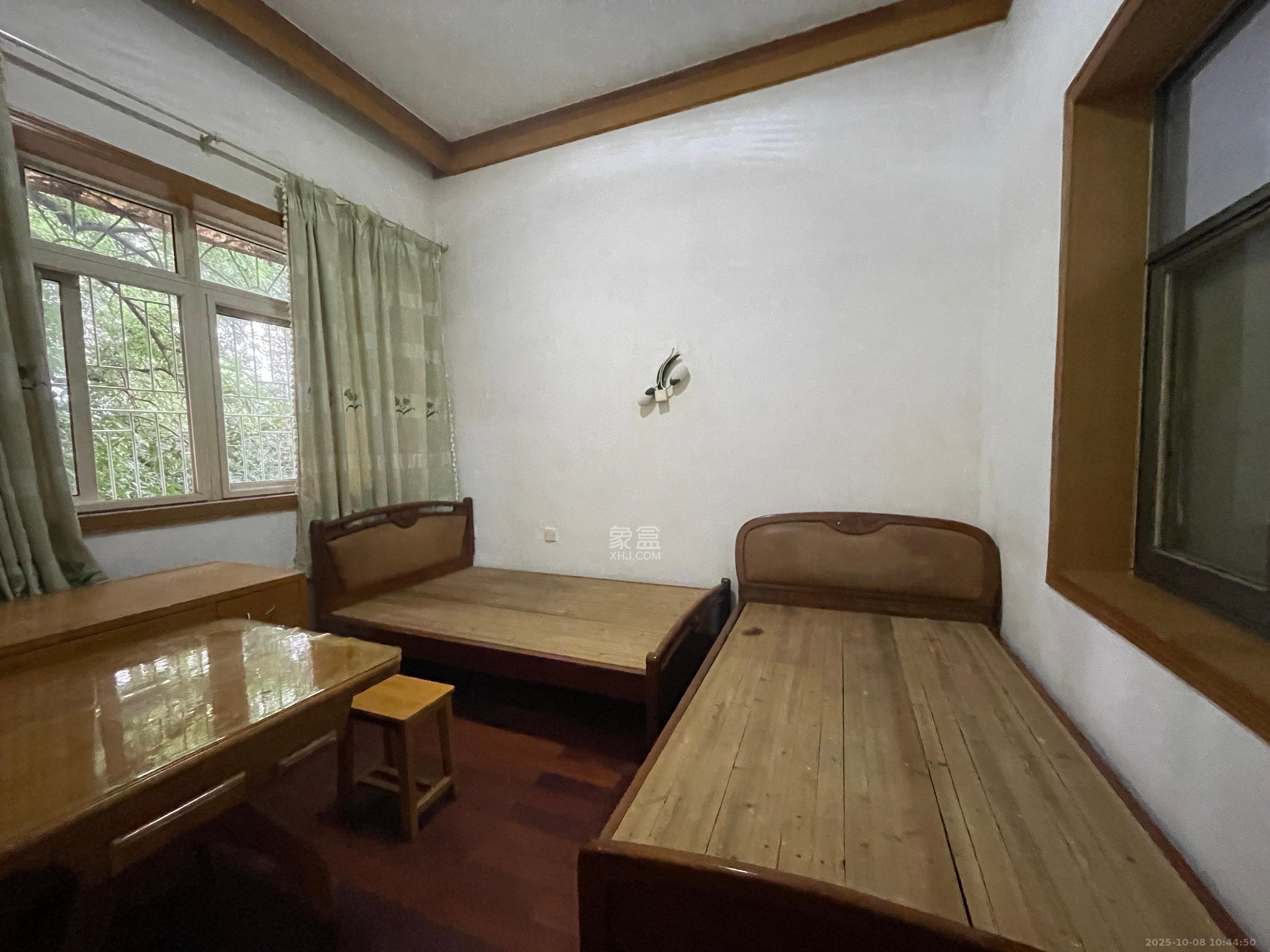 长沙理工大学东院西院 3室2厅1卫 2000.0元/月 长沙理工大学东院西院 3室2厅1卫 2000.0元/月室内图