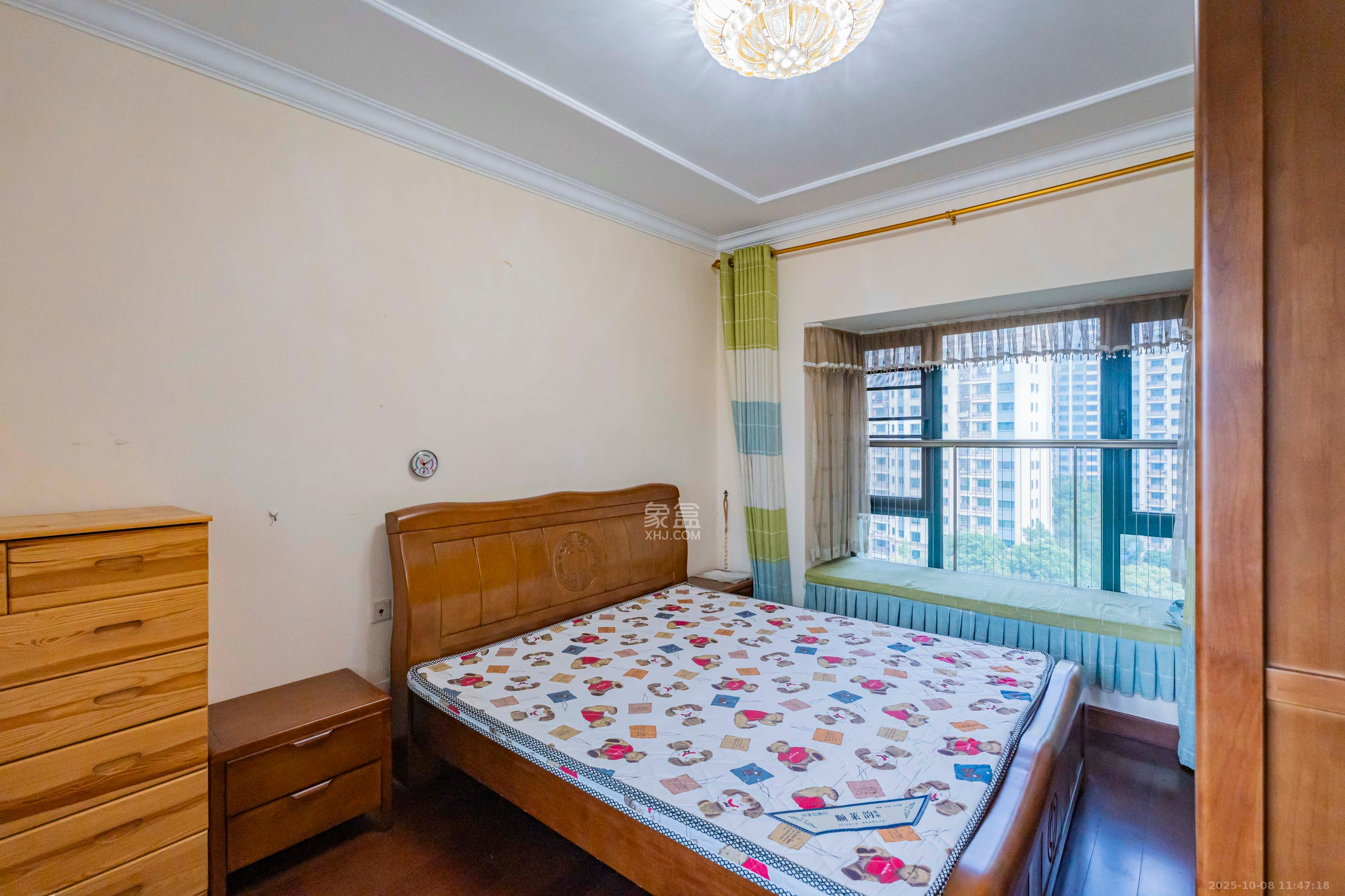 恒大雅苑  3室2厅2卫    2200.0元/月 恒大雅苑  3室2厅2卫    2200.0元/月室内图