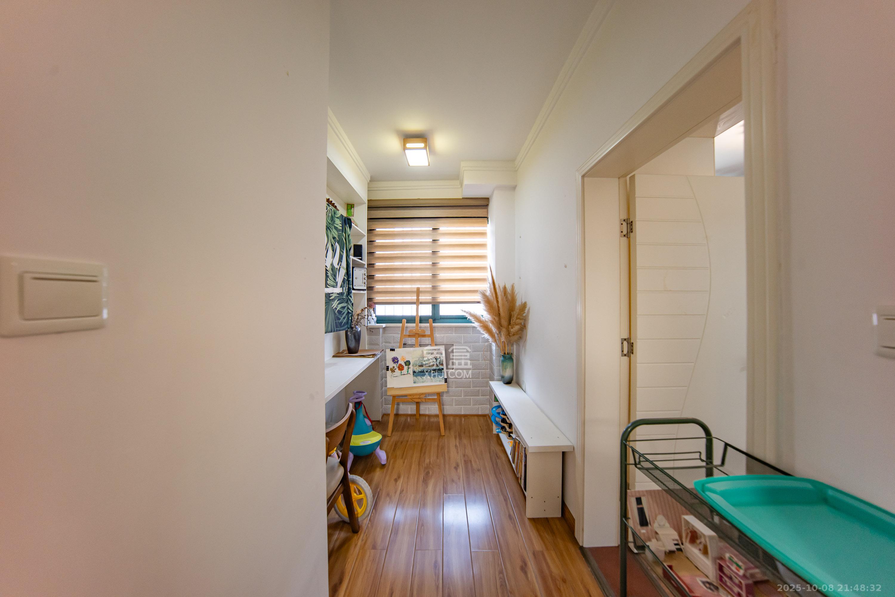 洋湖时代 3室2厅1卫 80.0万 洋湖时代 3室2厅1卫 80.0万卧室